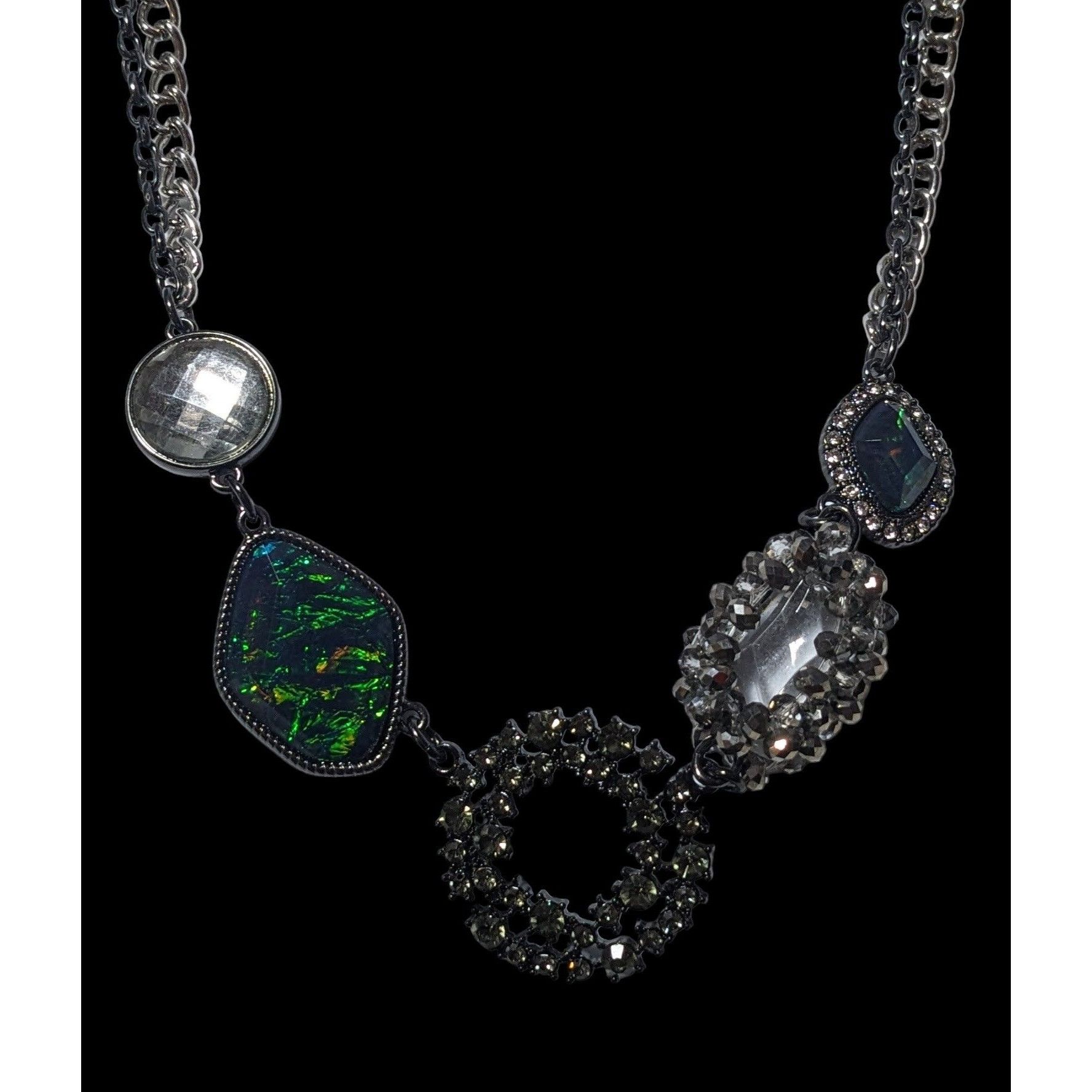 Vera Wang Simply Vera Green And Silver Abstract Necklace Size ONE SIZE - 5 Thumbnail