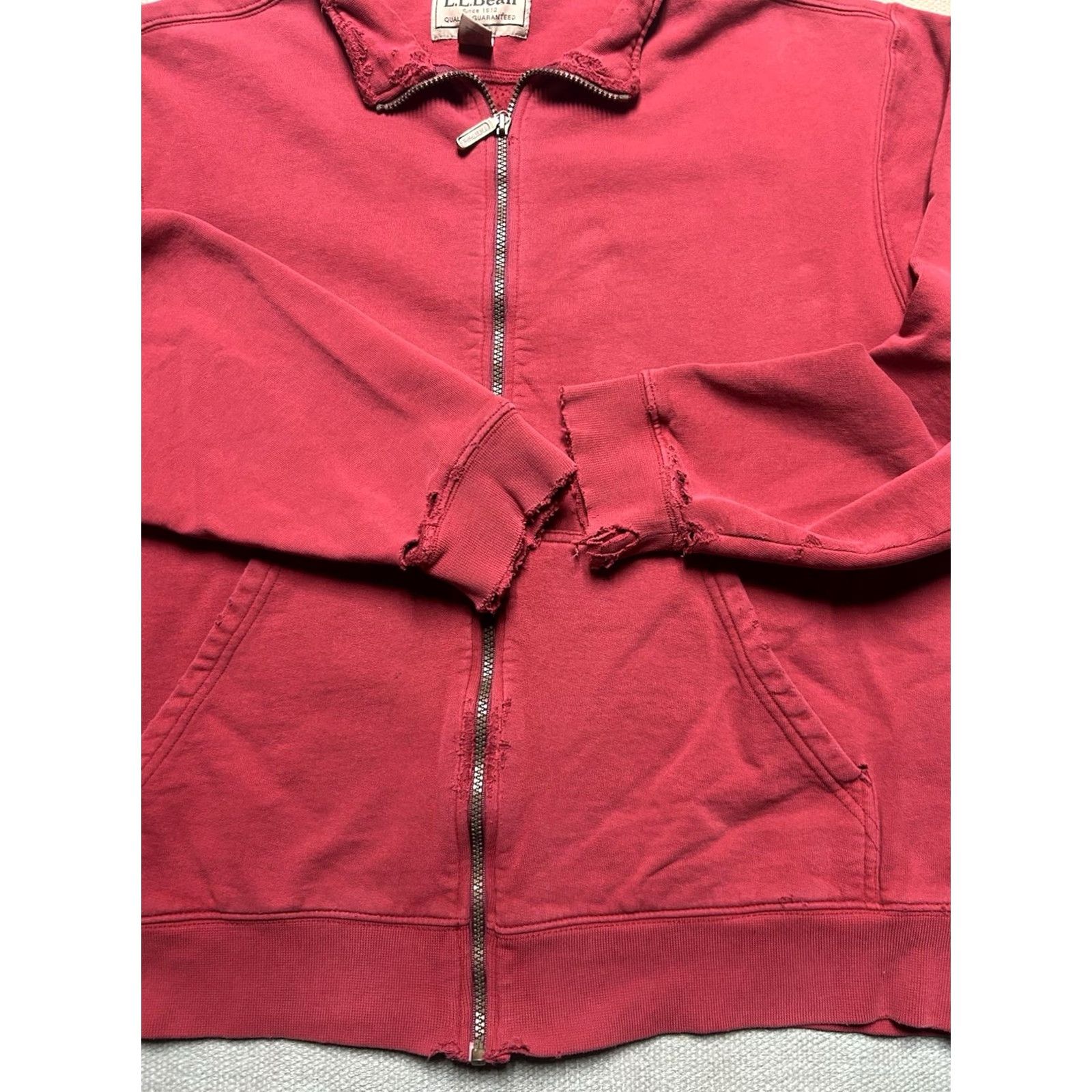Vintage VINTAGE L.L.Bean Sweatshirt Collared Red Large Distressed Thrashed Cotton Pullover Mens Shirt Size US L / EU 52-54 / 3 - 2 Thumbnail
