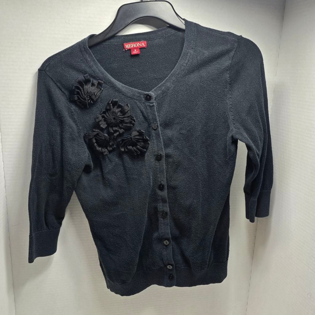 Merona Women's MERONA Black Cardigan with Floral Applique Size S Size S / US 4 / IT 40 - 1 Thumbnail