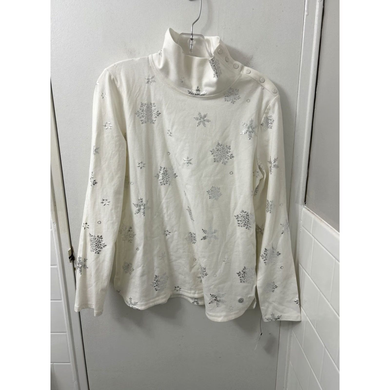 Talbots T by Talbots Top Womens M Ivory Silver Snowflake Button Mock Neck Sweatshirt NWT Size M / US 6-8 / IT 42-44 - 2 Thumbnail