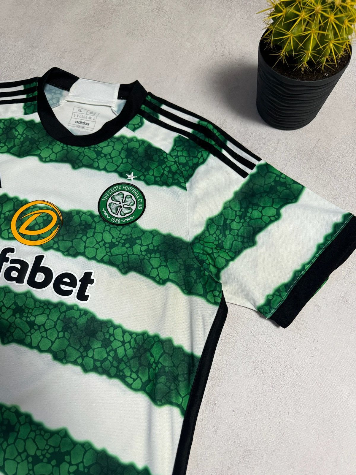 Adidas Adidas Celtic Jersey Home 2022/2023 T Shirt Tee XL Size Size US XL / EU 56 / 4 - 3 Thumbnail