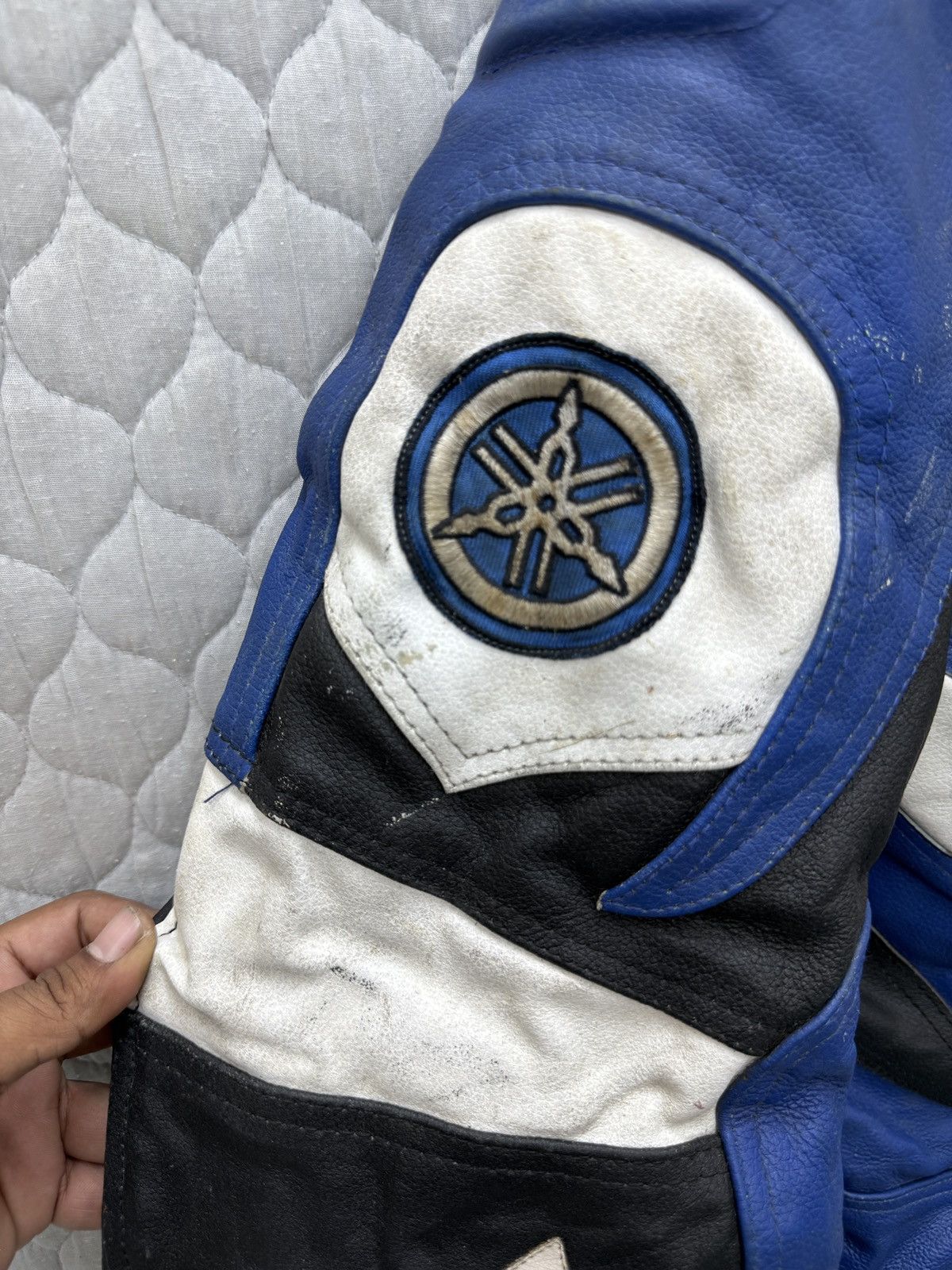 Yamaha 🔥🔥🔥ARCHIVE YAMAHA R1 RIDER LEATHER JACKET Size US XL / EU 56 / 4 - 10 Thumbnail