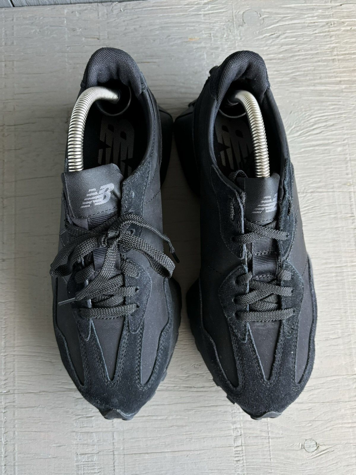 New Balance New Balance 327 Triple Black Sneaker Waffle Racer MS327LX1 7 Size US 7.5 / EU 40-41 - 6 Thumbnail