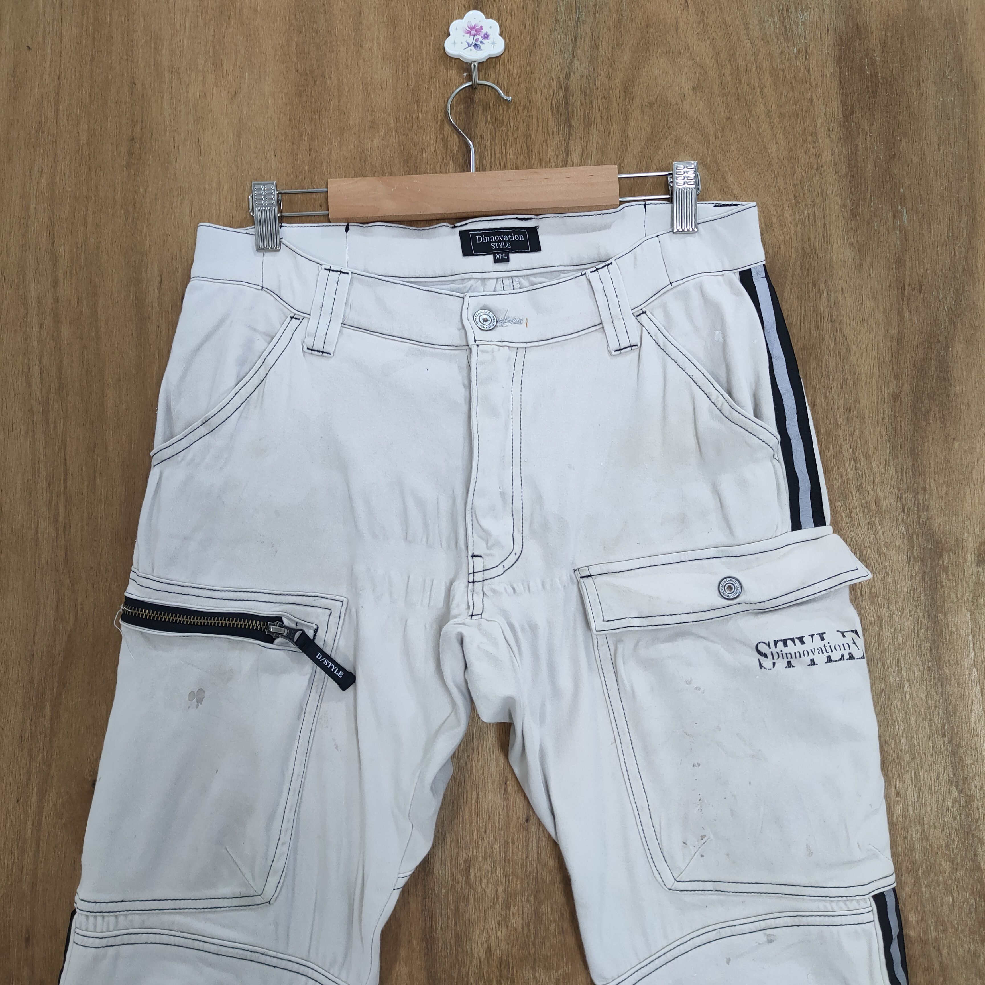 Japanese Brand × White's Boots VINTAGE DINNOVATION FADED WHITE CARGO PANTS Size US 32 / EU 48 - 3 Thumbnail