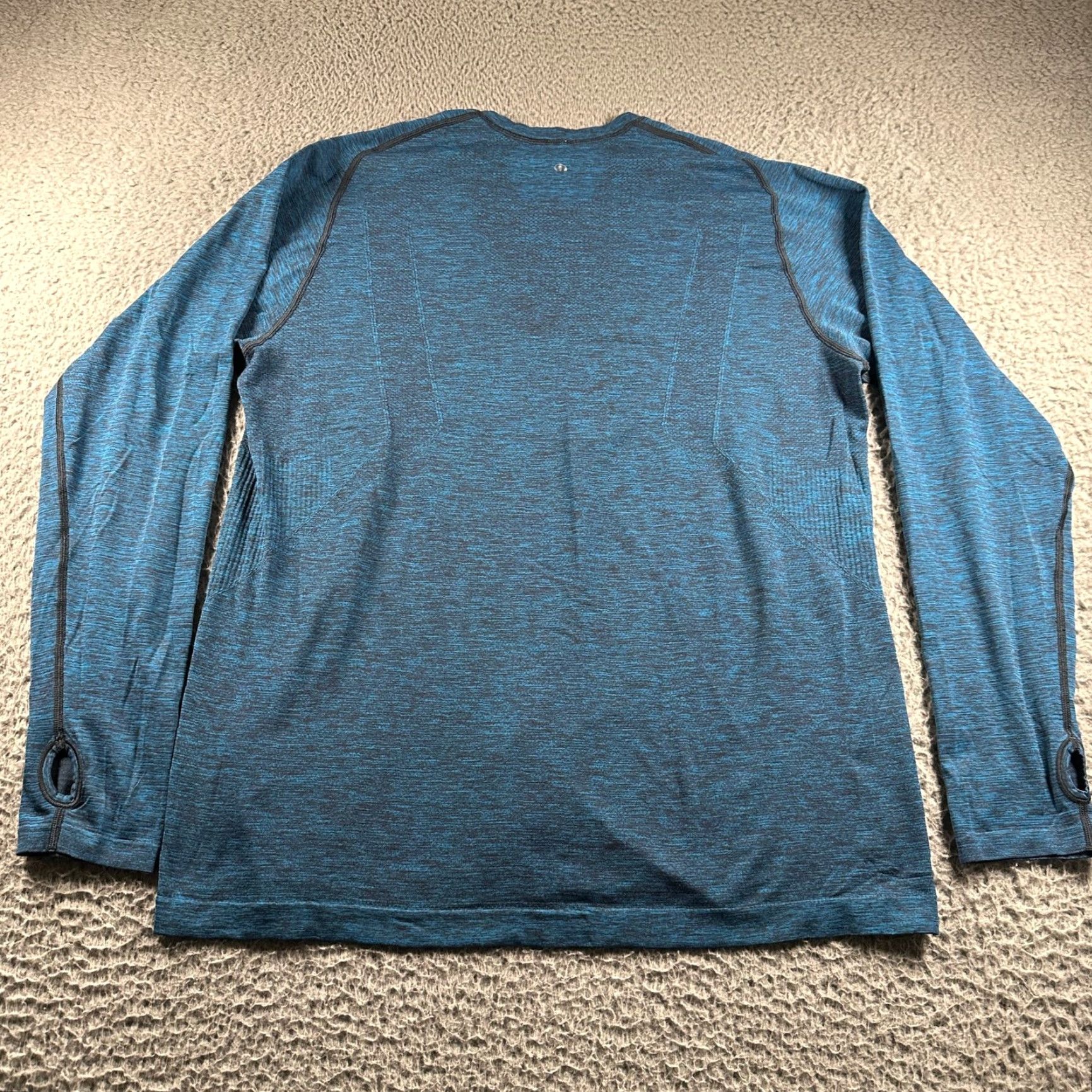 Lululemon Lululemon Long Sleeve Shirt Mens XL Blue Heather Thumbhole Pullover Raglan Crew Neck Pullover Shirt Raglan Heathered Vintage No Size US XL / EU 56 / 4 - 6 Thumbnail