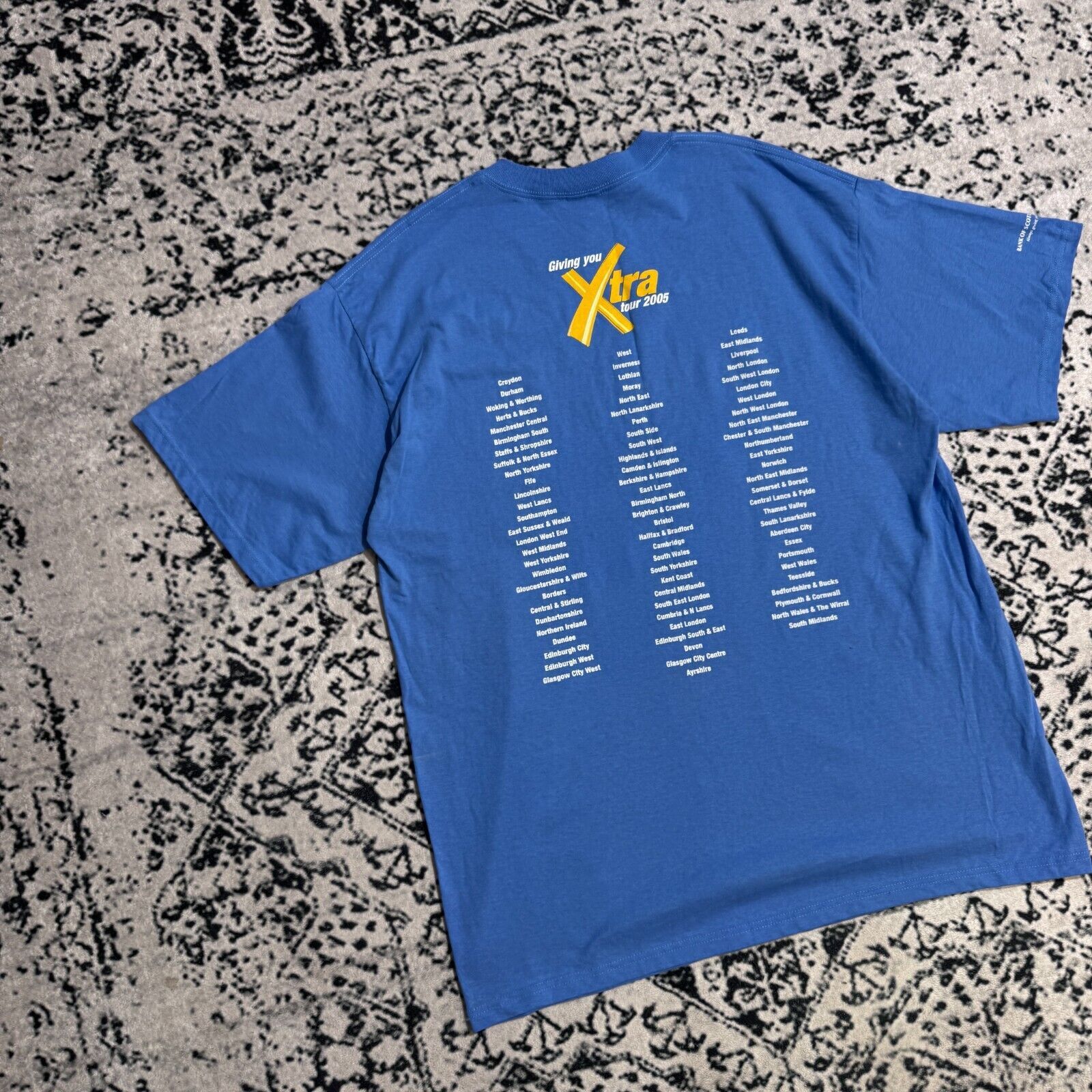 Vintage Vintage Unisex Blue Cotton T-Shirt Size XL Y2K 90s Size US XL / EU 56 / 4 - 10 Thumbnail