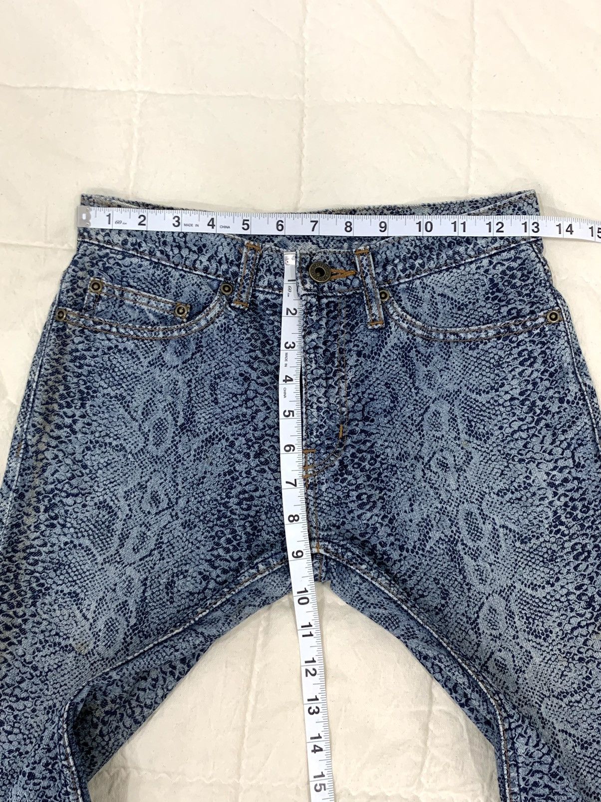 Hysteric Glamour 2000s Hysteric Glamour Snake Pattern Skinny Jeans Size US 26 / EU 42 - 21 Thumbnail