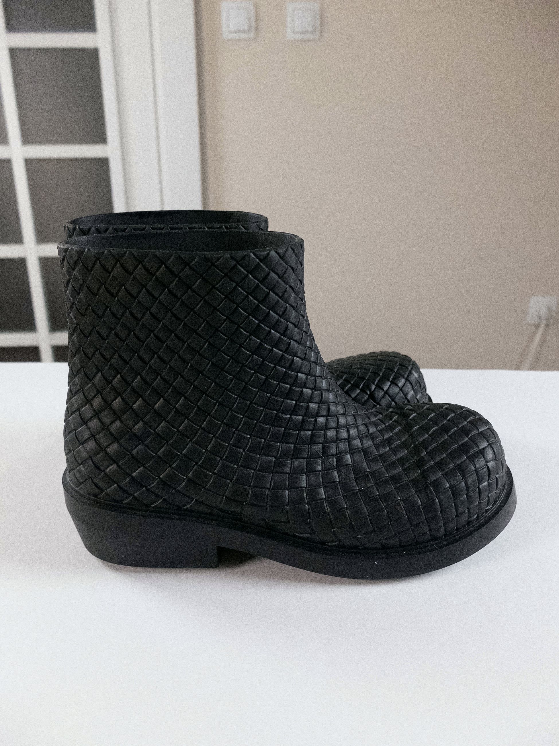 Bottega Veneta BOTTEGA VENETA Fireman black intrecciato rubber boots 8 / 41 Size US 8 / EU 41 - 6 Thumbnail