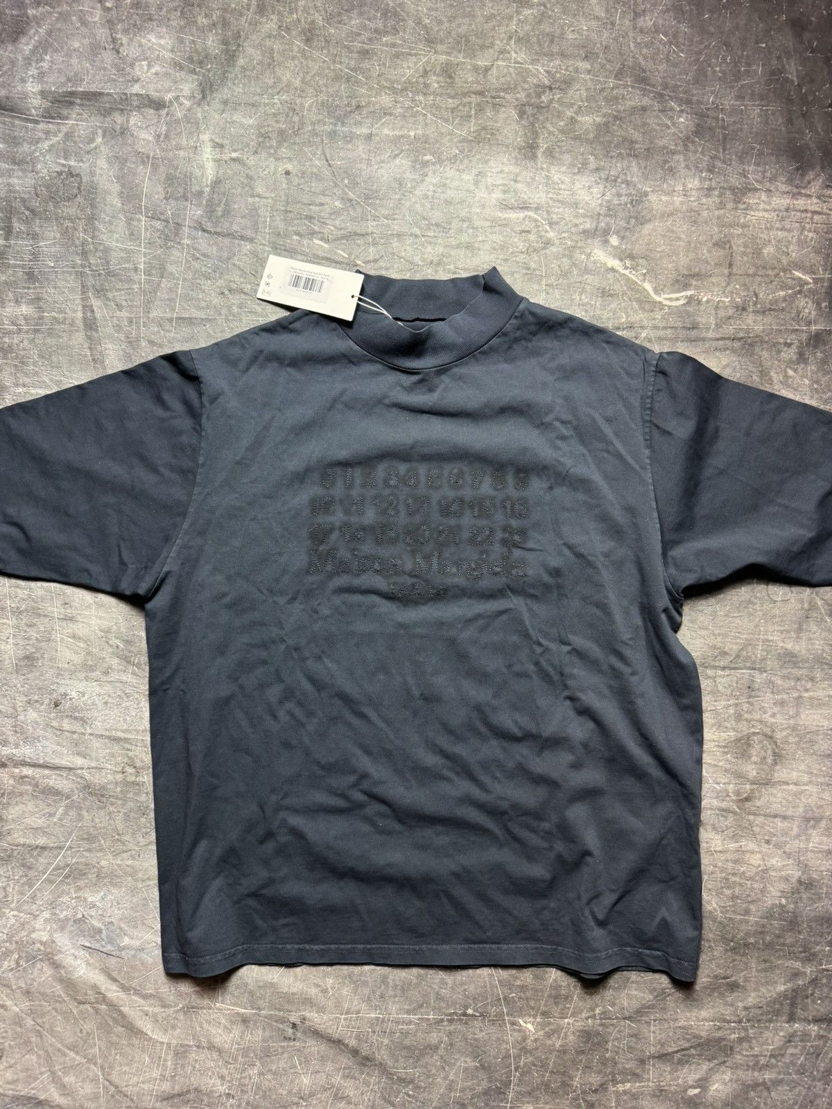 Maison Margiela Maison Margiela Logo Mock Neck T-Shirt in Navy Size US L / EU 52-54 / 3 - 1 Thumbnail