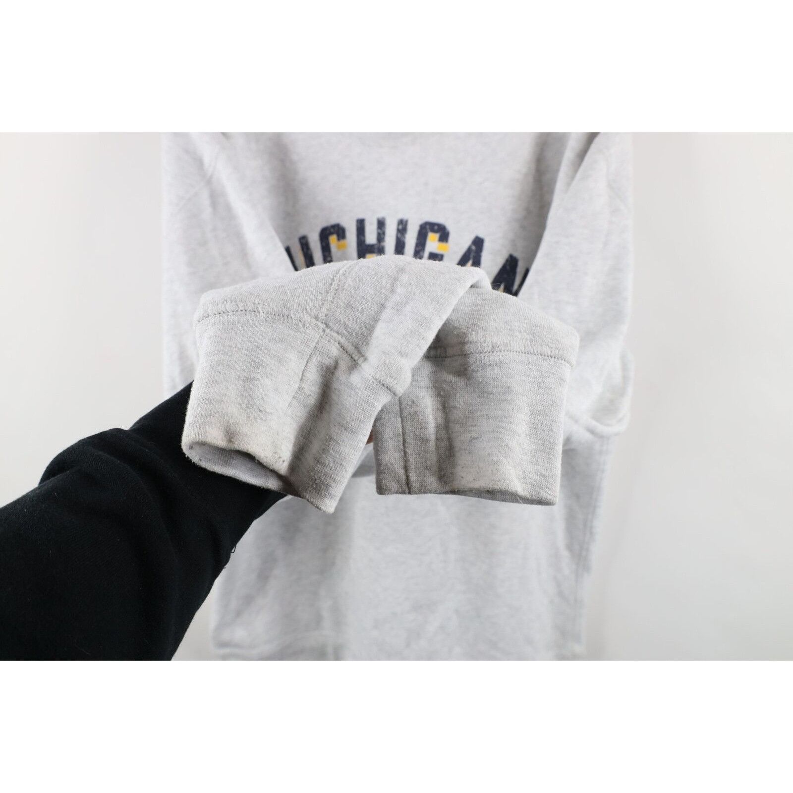 Vintage Vintage 90s Spell Out University of Michigan Sweatshirt Size US L / EU 52-54 / 3 - 6 Thumbnail