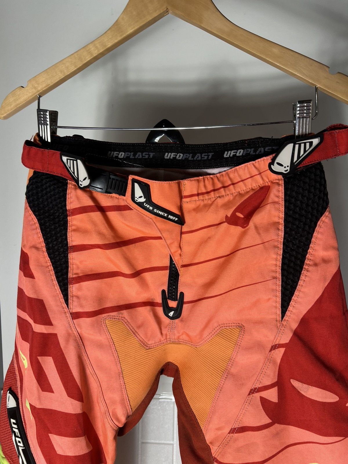 Fox Racing VINTAGE UFO PLAST MOTORCYCLE RACING PANTS BIKE RETRO Y2K 90s Size US 28 / EU 44 - 8 Thumbnail