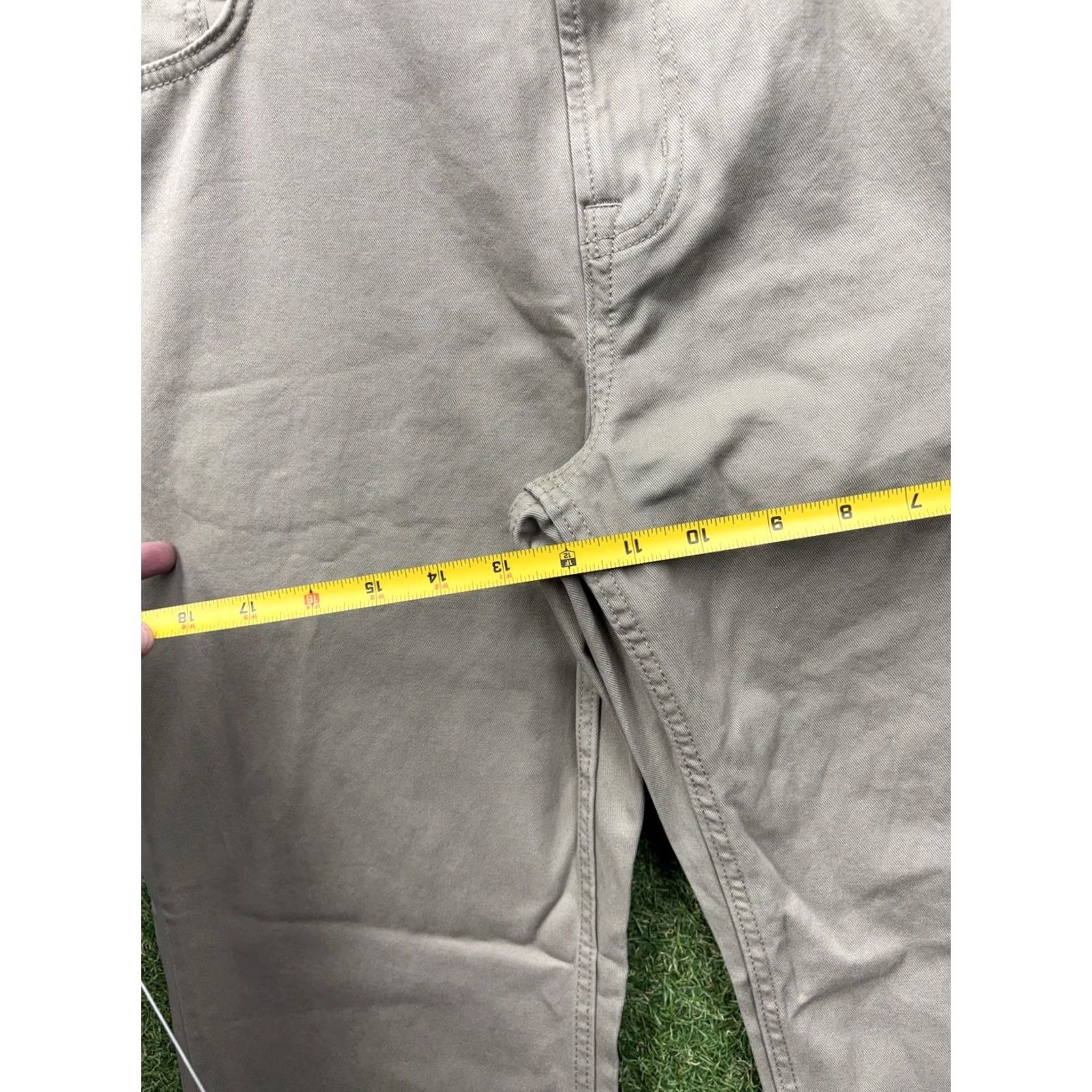 Old Navy Old Navy Khaki Pants Mens 38x30 Bootcut Casual Slacks Dress Chino NWT Size US 38 / EU 54 - 3 Thumbnail