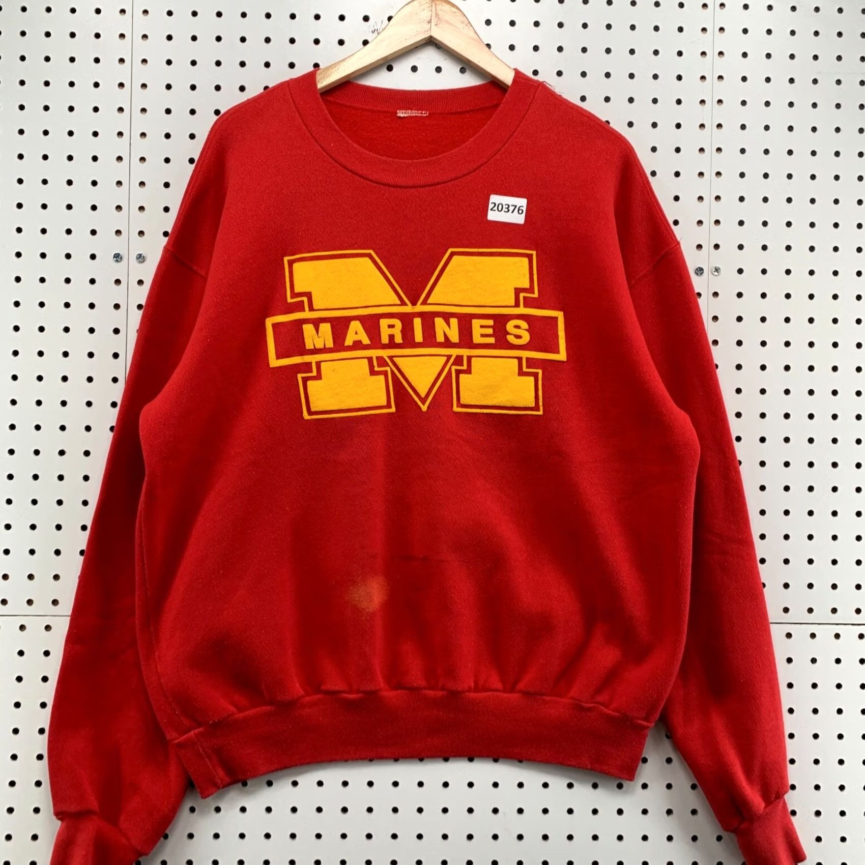Vintage VINTAGE Majestic Marines Crewneck Sweatshirt Red Adult Large Pullover 25x28 Men Size US L / EU 52-54 / 3 - 2 Thumbnail