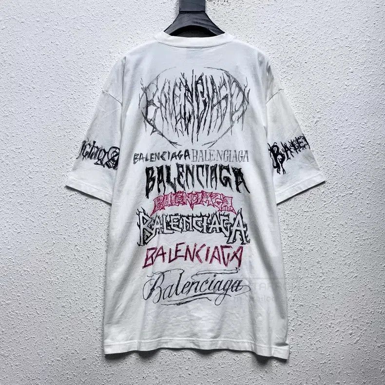 Balenciaga Balenciaga Dragon Year Graffiti Logo White Short Sleeve Size US S / EU 44-46 / 1 - 2 Thumbnail