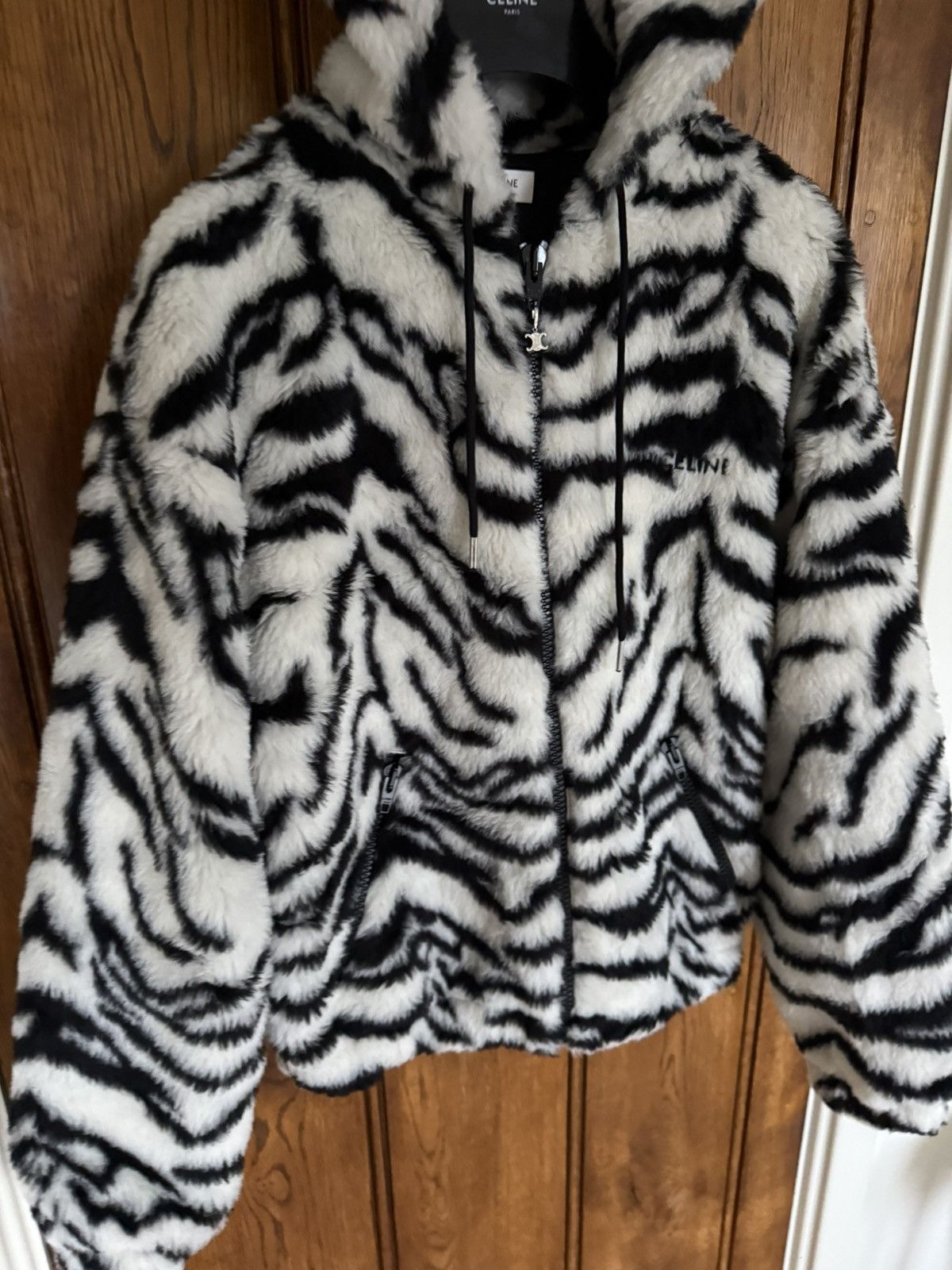 Celine Celine FW23 white tiger fleece logo hoodie Hedi Slimane Size US M / EU 48-50 / 2 - 13 Thumbnail