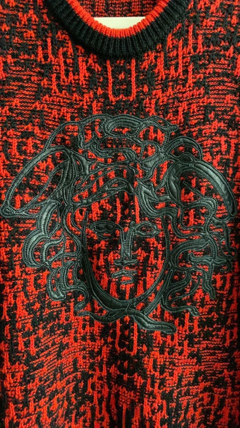 Versace Versace Autumn and winter long-sleeved sweaters Size US M / EU 48-50 / 2 - 3 Thumbnail