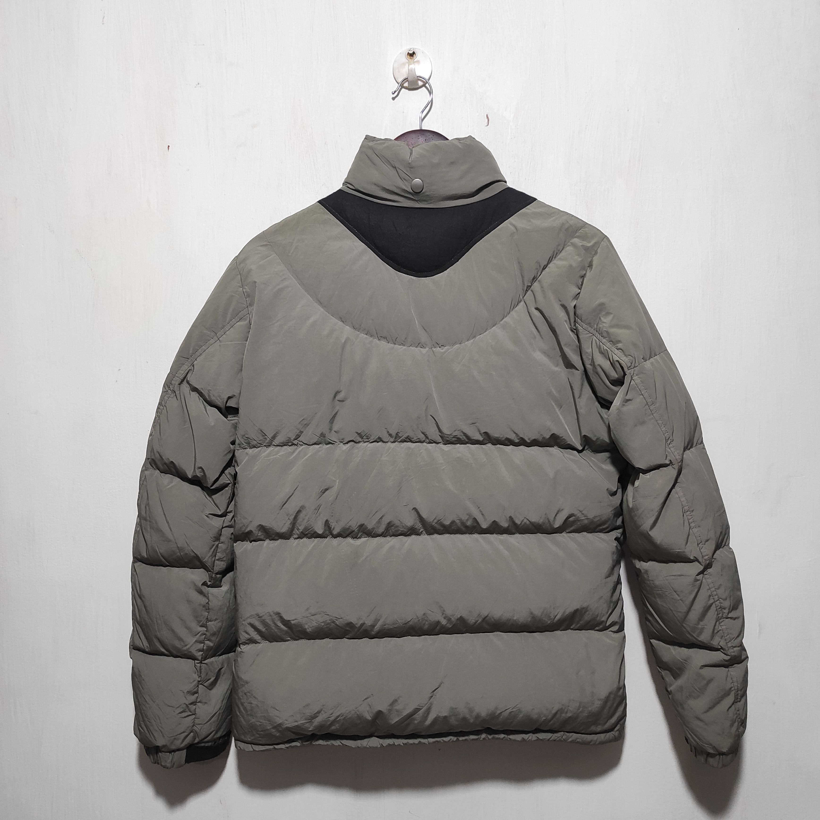 Undercover Uniqlo Undercover Puffer Jacket Size US S / EU 44-46 / 1 - 15 Thumbnail