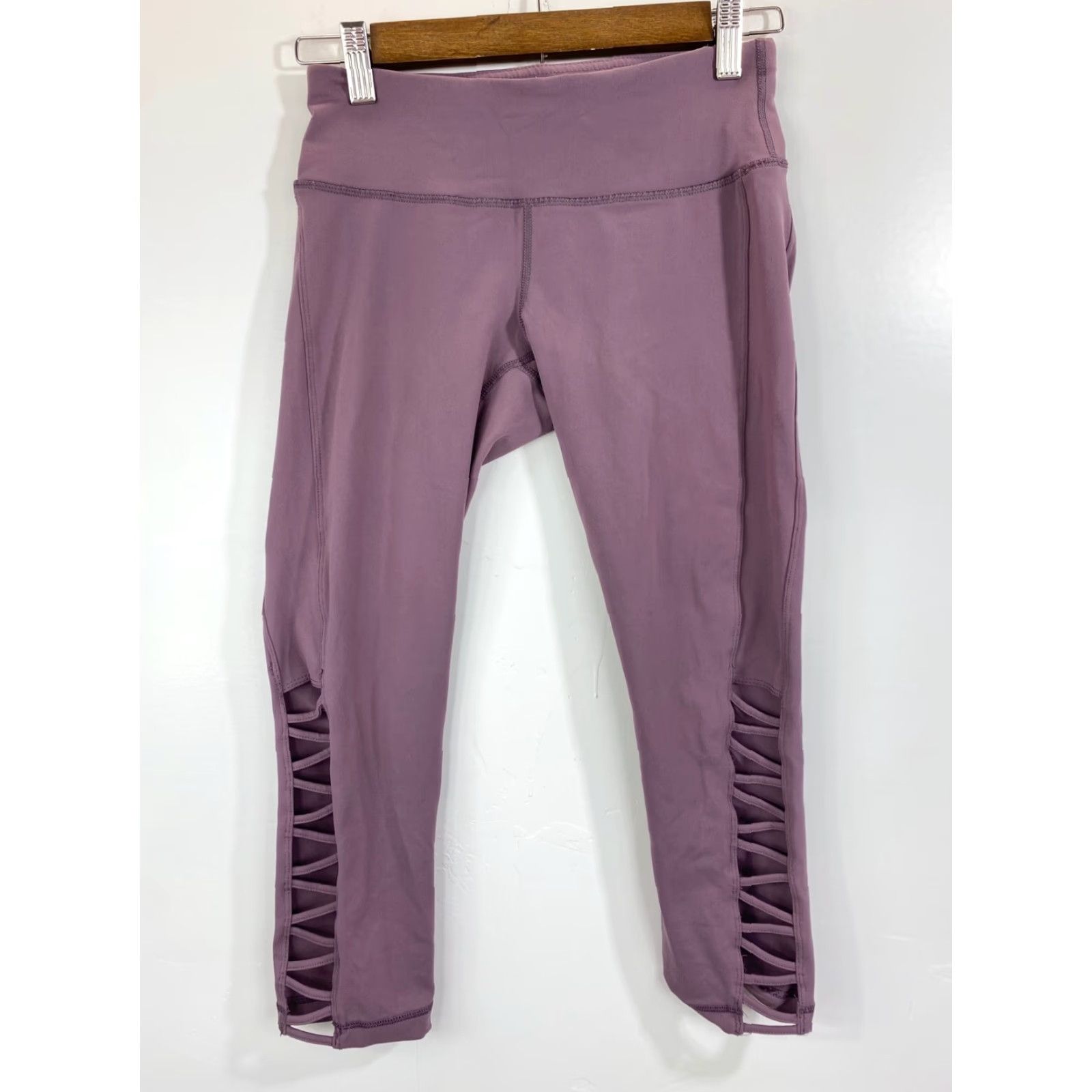Athleta Athleta 90 Degrees Exercise Leggins Workout Pants Size Medium Lot of 2 #743 Size 32" / US 10 / IT 46 - 4 Thumbnail