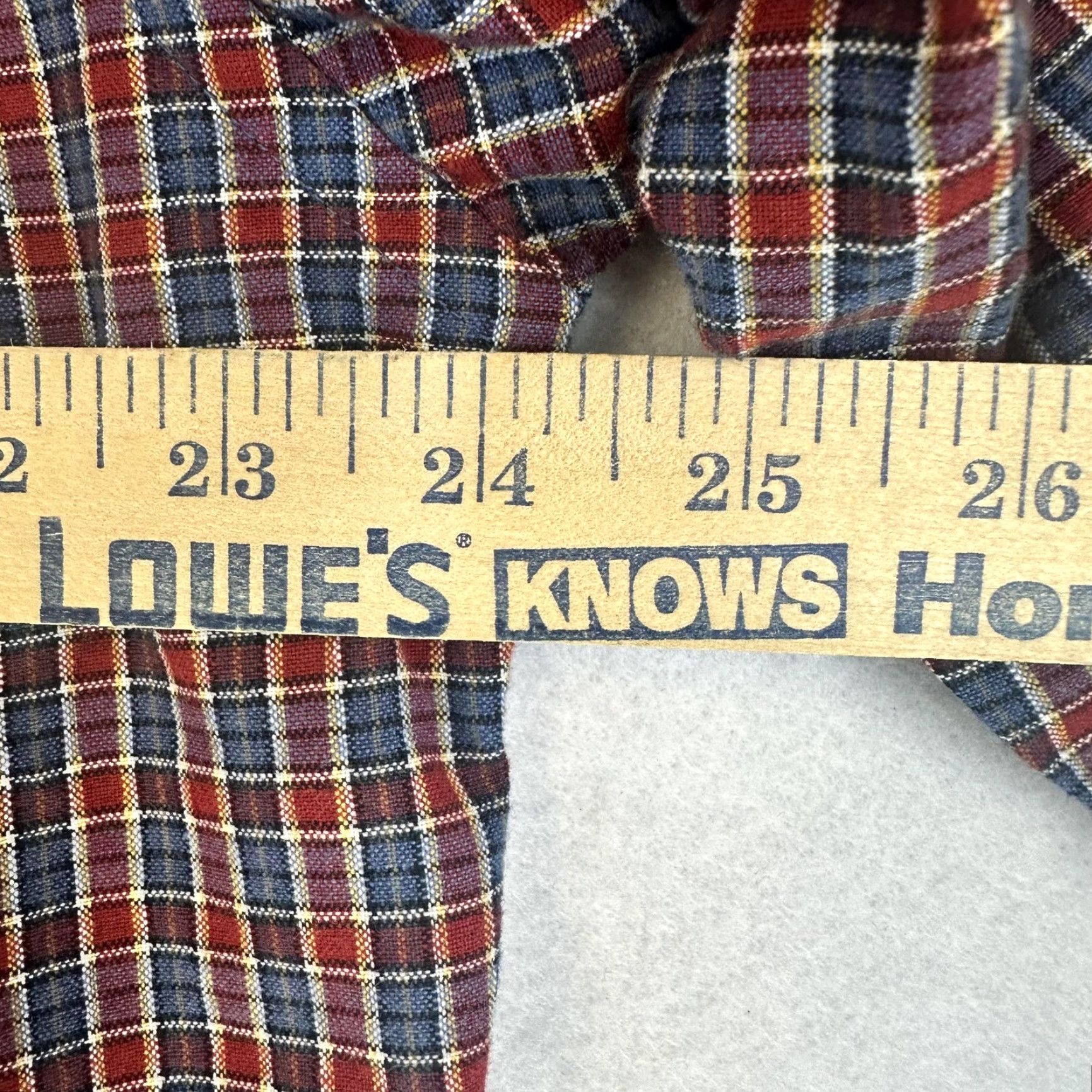 Arrow Arrow Shirt Mens Large Red Plaid Button-Down 100% Cotton Long Sleeve Shirt Size US L / EU 52-54 / 3 - 6 Thumbnail