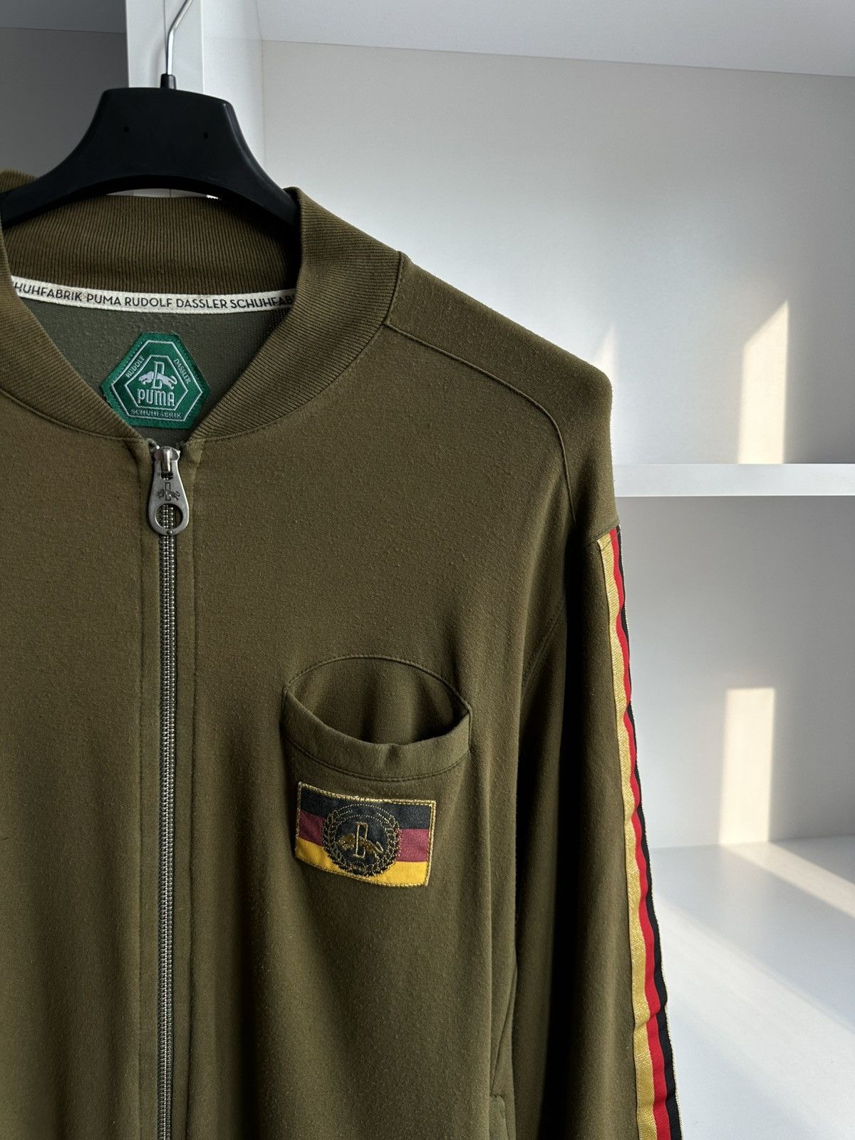 Puma Vintage Puma Rudolf Dassler Rare Zip Track Jacket Size US L / EU 52-54 / 3 - 3 Thumbnail