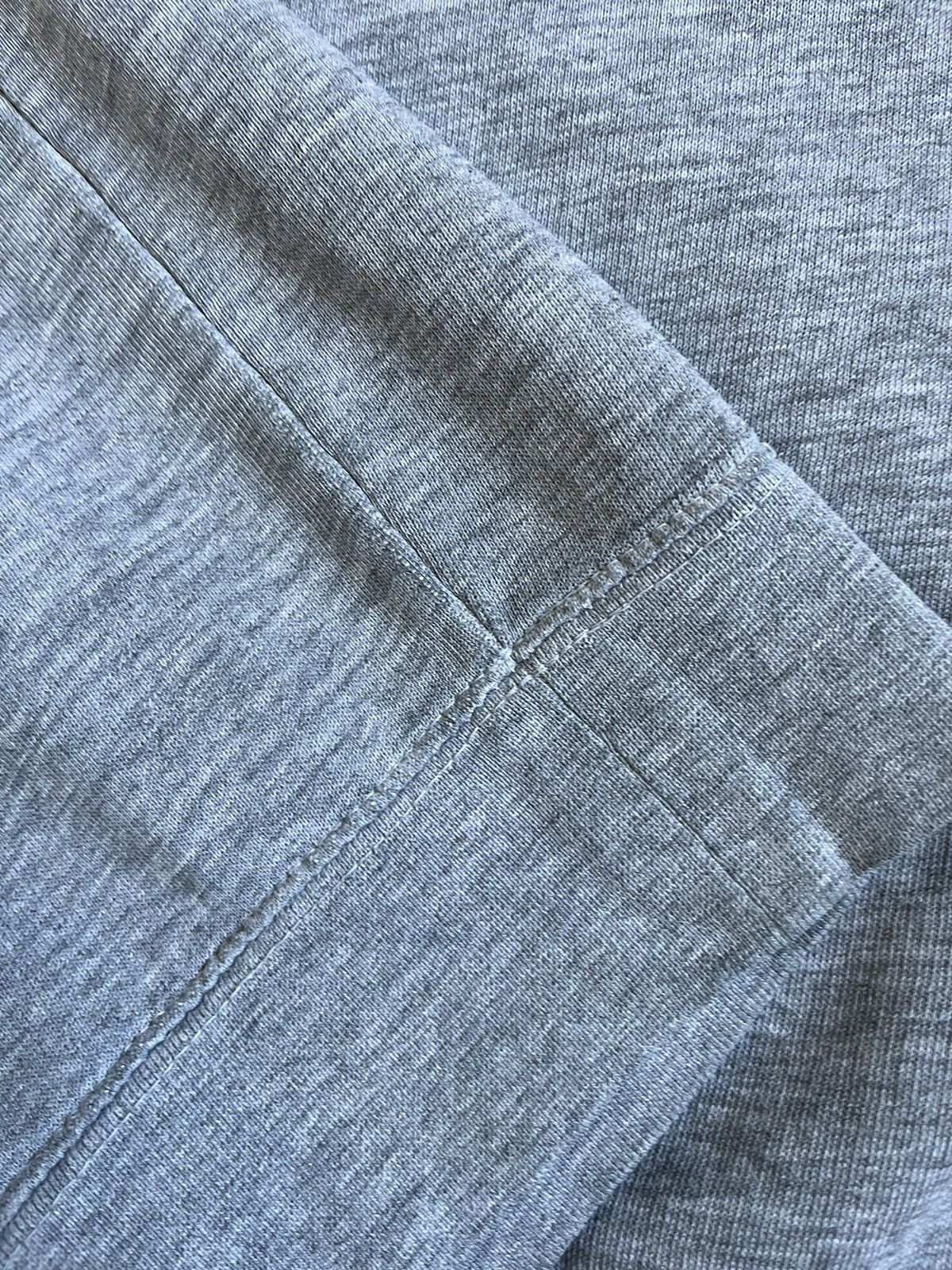 Chocolate Vintage Y2K Chocolate Skateboards Grey Men Sweatshirt Size US L / EU 52-54 / 3 - 17 Thumbnail