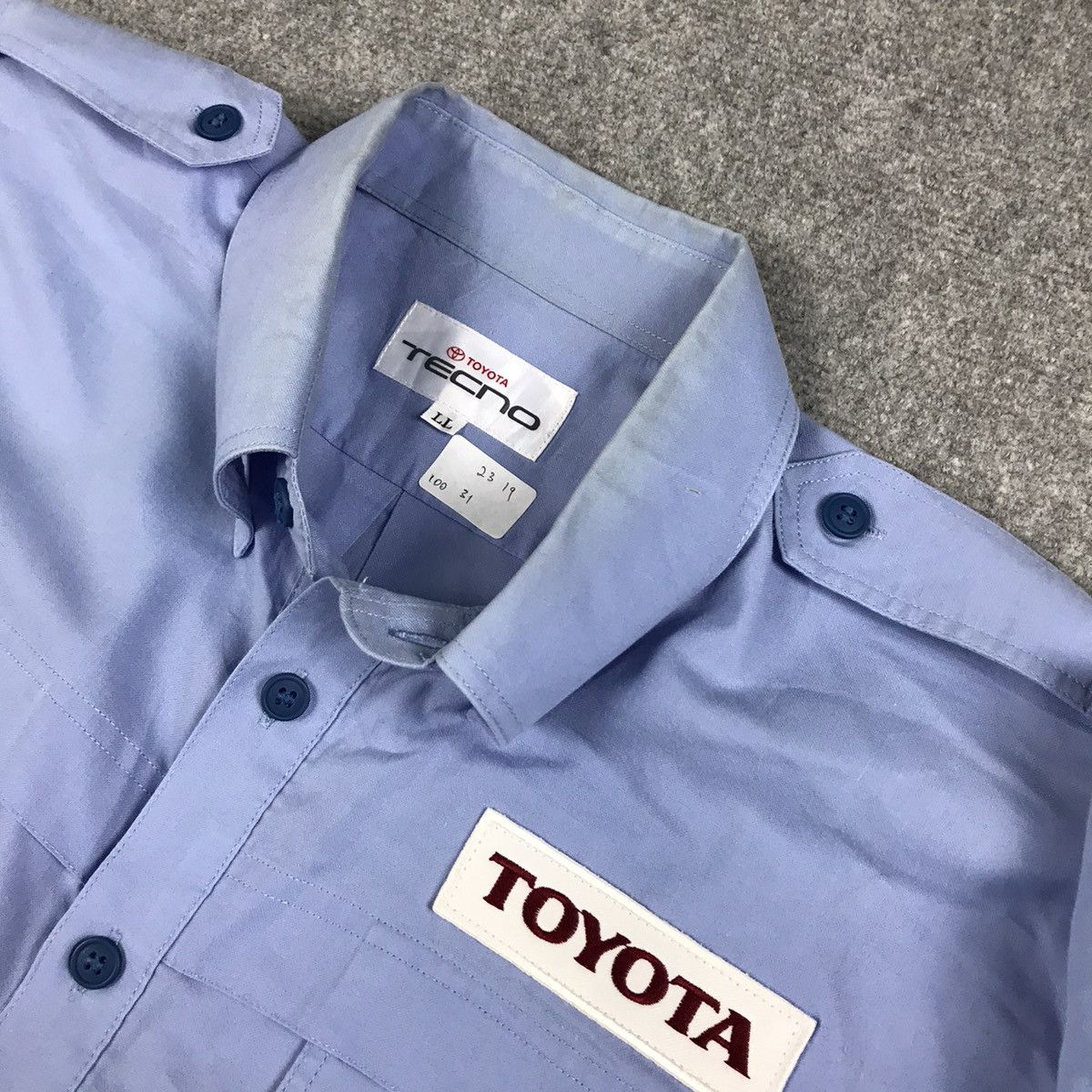 Japanese Brand TOYOTA RACING BUTTON UP SHIRT Size US L / EU 52-54 / 3 - 4 Thumbnail