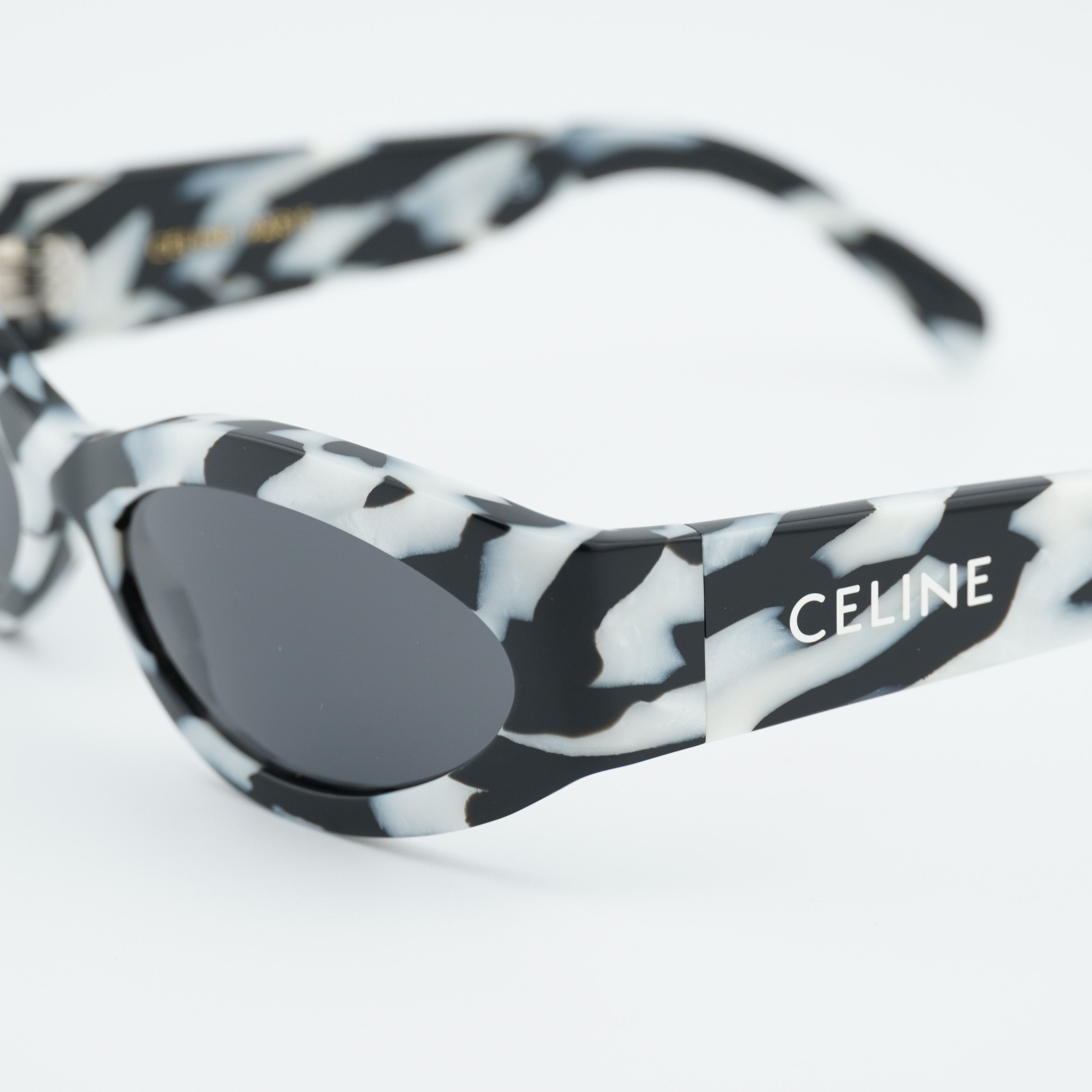Celine Celine CL40288I 04A Sunglasses Black and White Zebra Cat Eye Size ONE SIZE - 8 Thumbnail