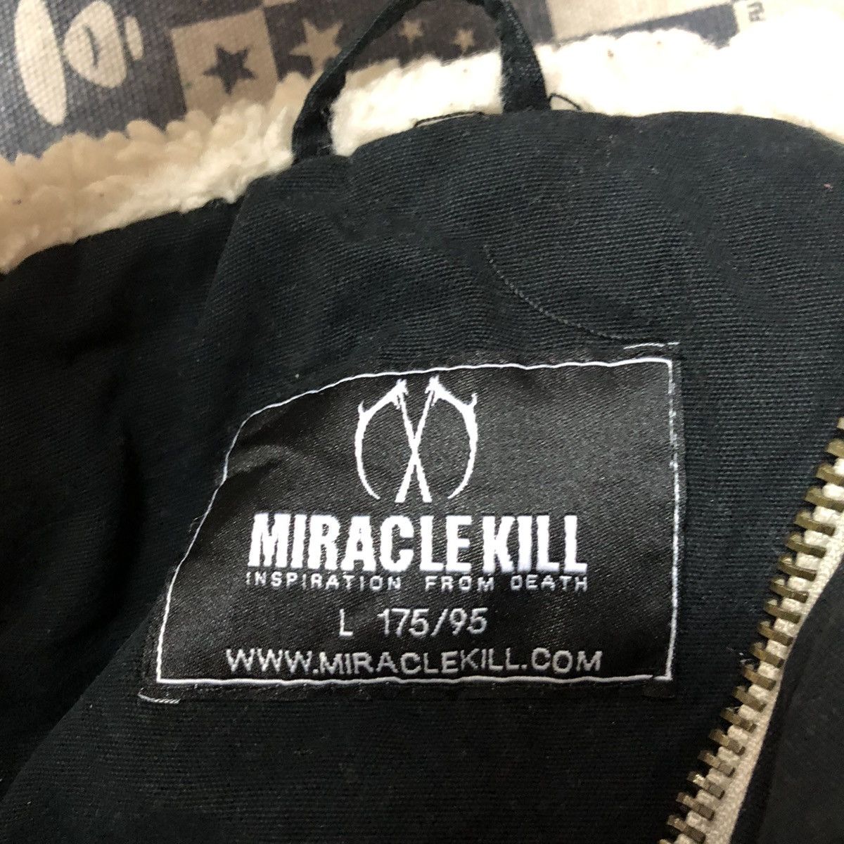 Japanese Brand D Miracle Kills inspiration from death Hoodie Jacket #A1959 Size US L / EU 52-54 / 3 - 14 Thumbnail