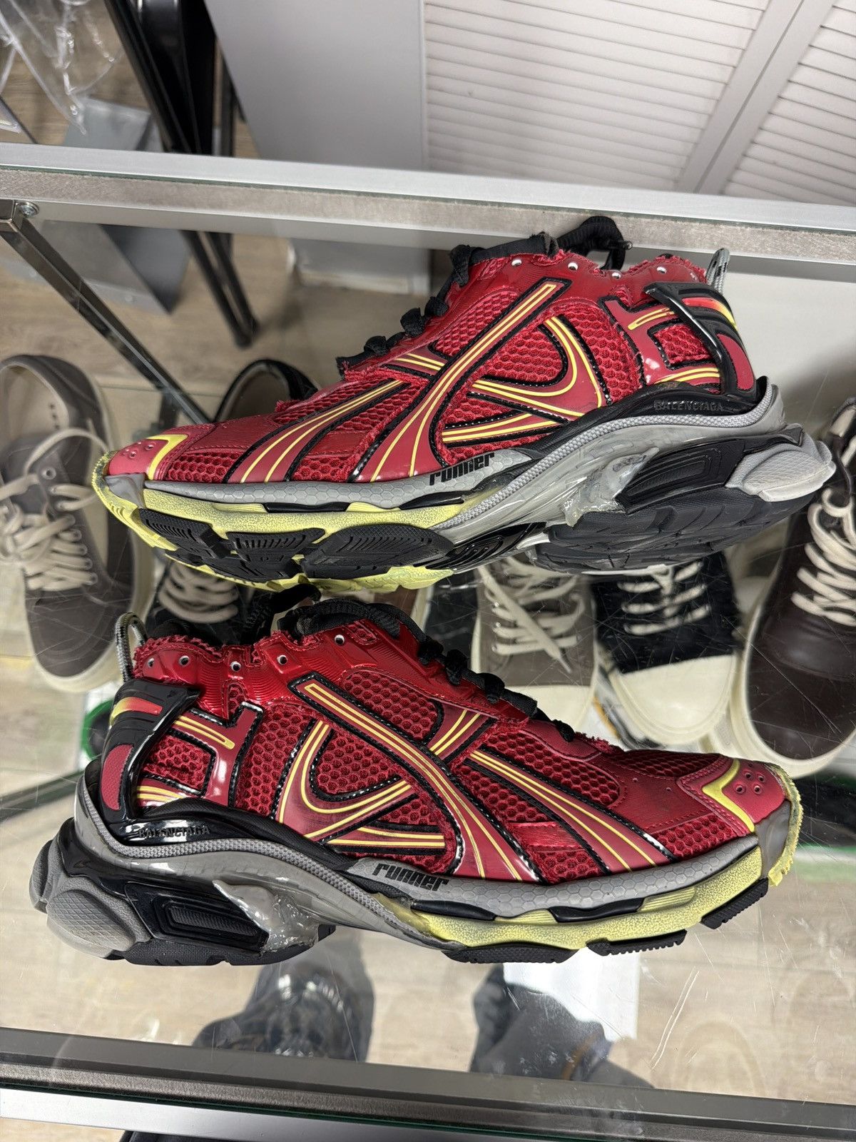 Balenciaga Balenciaga runner v2 red grey yellow Size US 10 / EU 43 - 9 Thumbnail