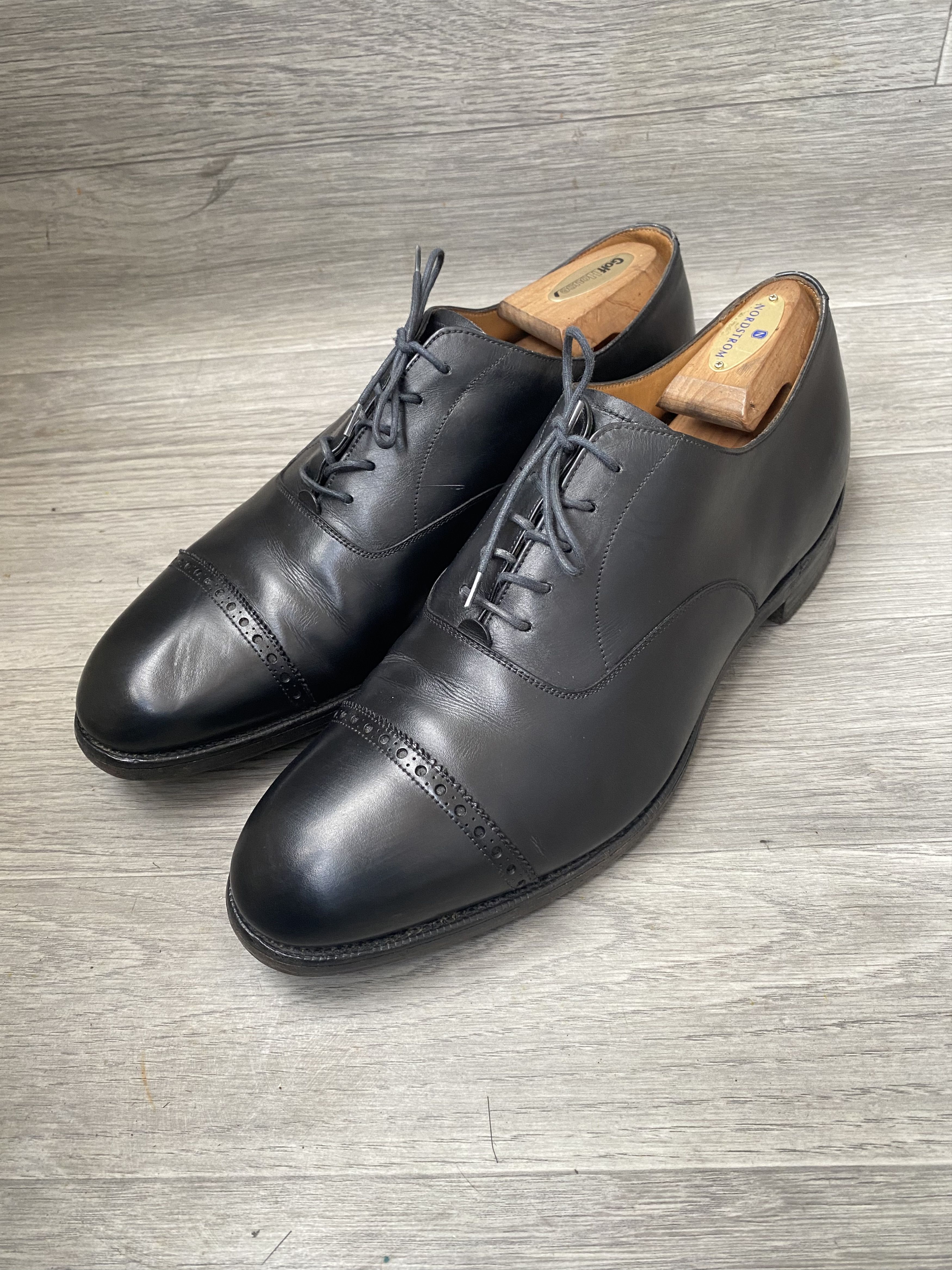 Edward Green Edward green cap-toe brouges leather shoes Size US 10 / EU 43 - 1 Thumbnail