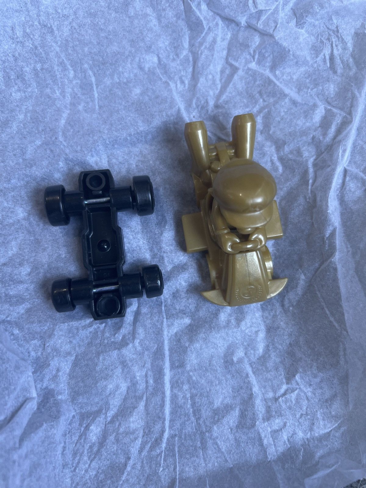 Nintendo 2024 McDonald’s Nintendo Mario Kart 8 Deluxe Gold Mario Kart Size ONE SIZE - 4 Thumbnail