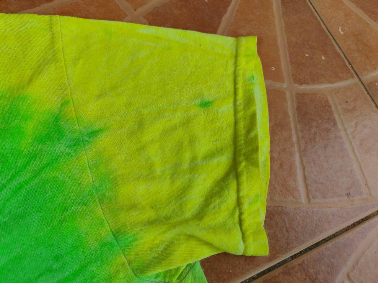 Gildan Wisconsin Dells F&M Expression 2015 Tie-Dye T Shirt 20/27 Size US M / EU 48-50 / 2 - 4 Thumbnail