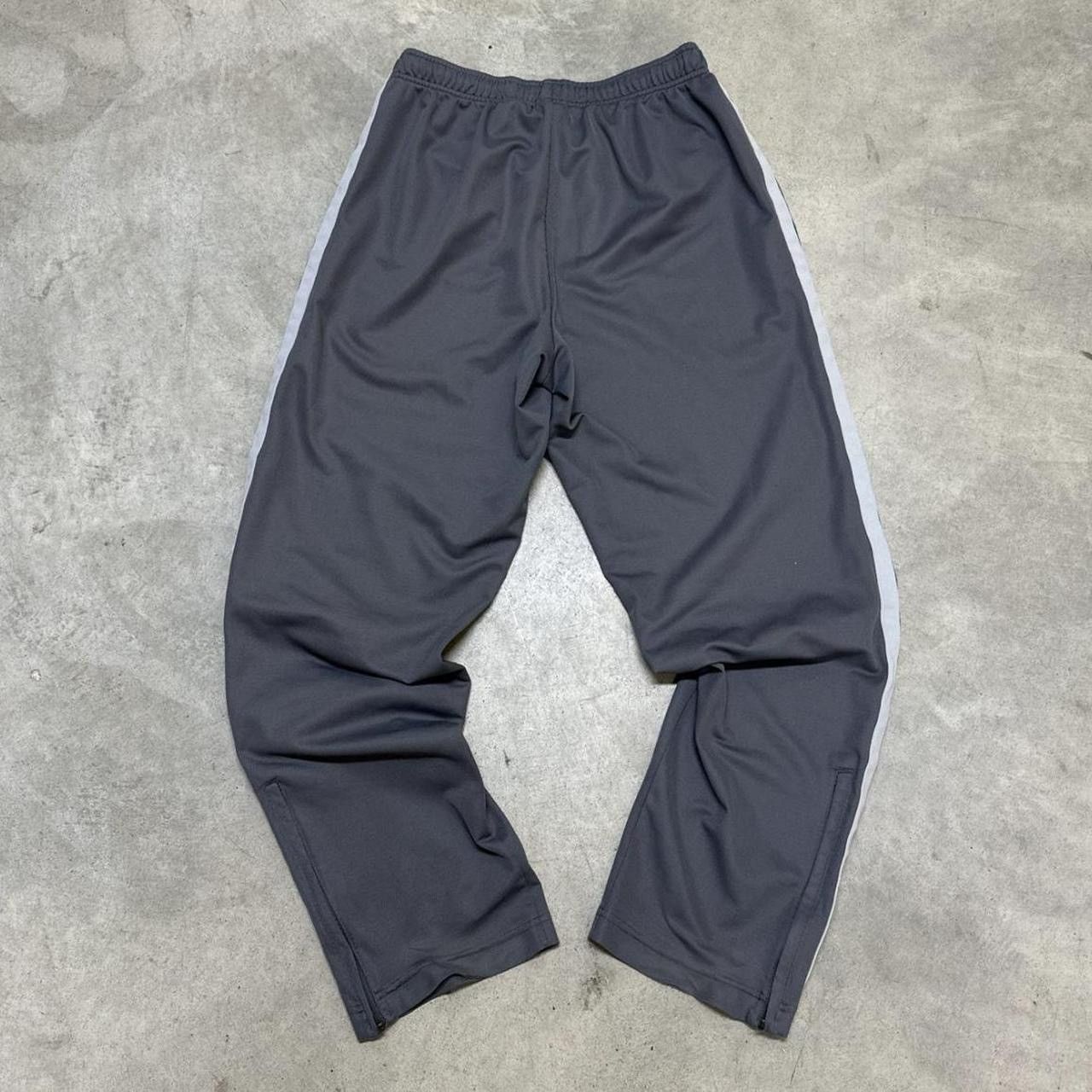 Nike × Vintage Grey Nike track pants Size US 33 - 4 Thumbnail