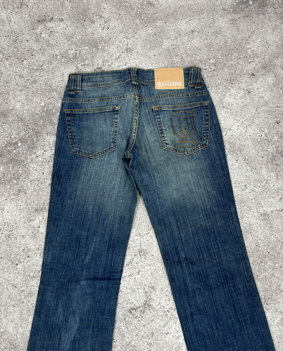 John Galliano John Galliano Women’s Jeans Denim Pants Size 28" / US 6 / IT 42 - 2 Thumbnail