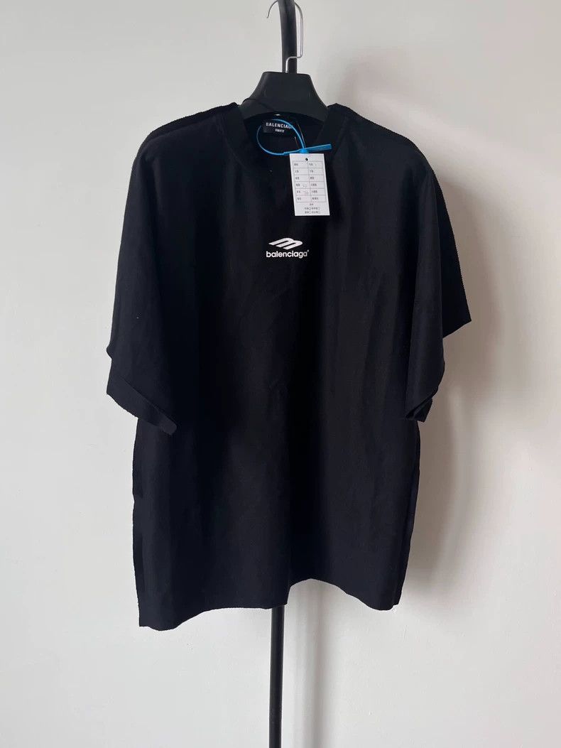 Balenciaga Balenciaga size 1 Solid Logo printed slouchy crewneck pullo Size US XS / EU 42 / 0 - 1 Thumbnail