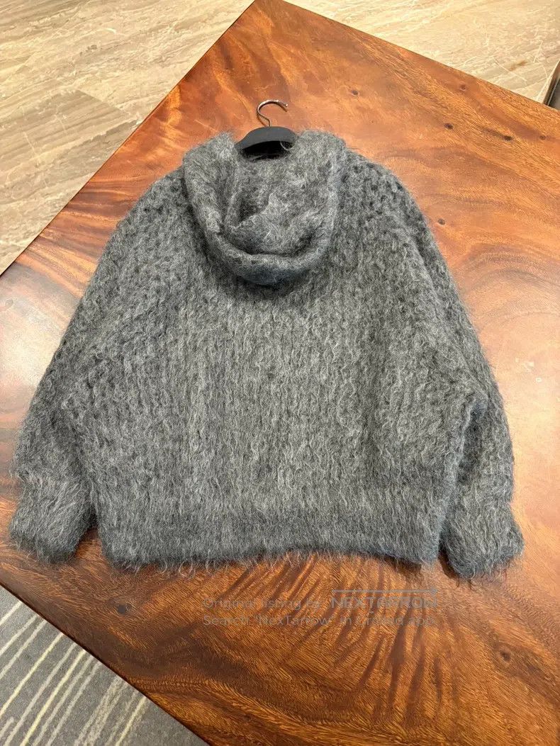 Brunello Cucinelli Brunello Cucinelli Beaded Knit Sweater Size XS / US 0-2 / IT 36-38 - 2 Thumbnail