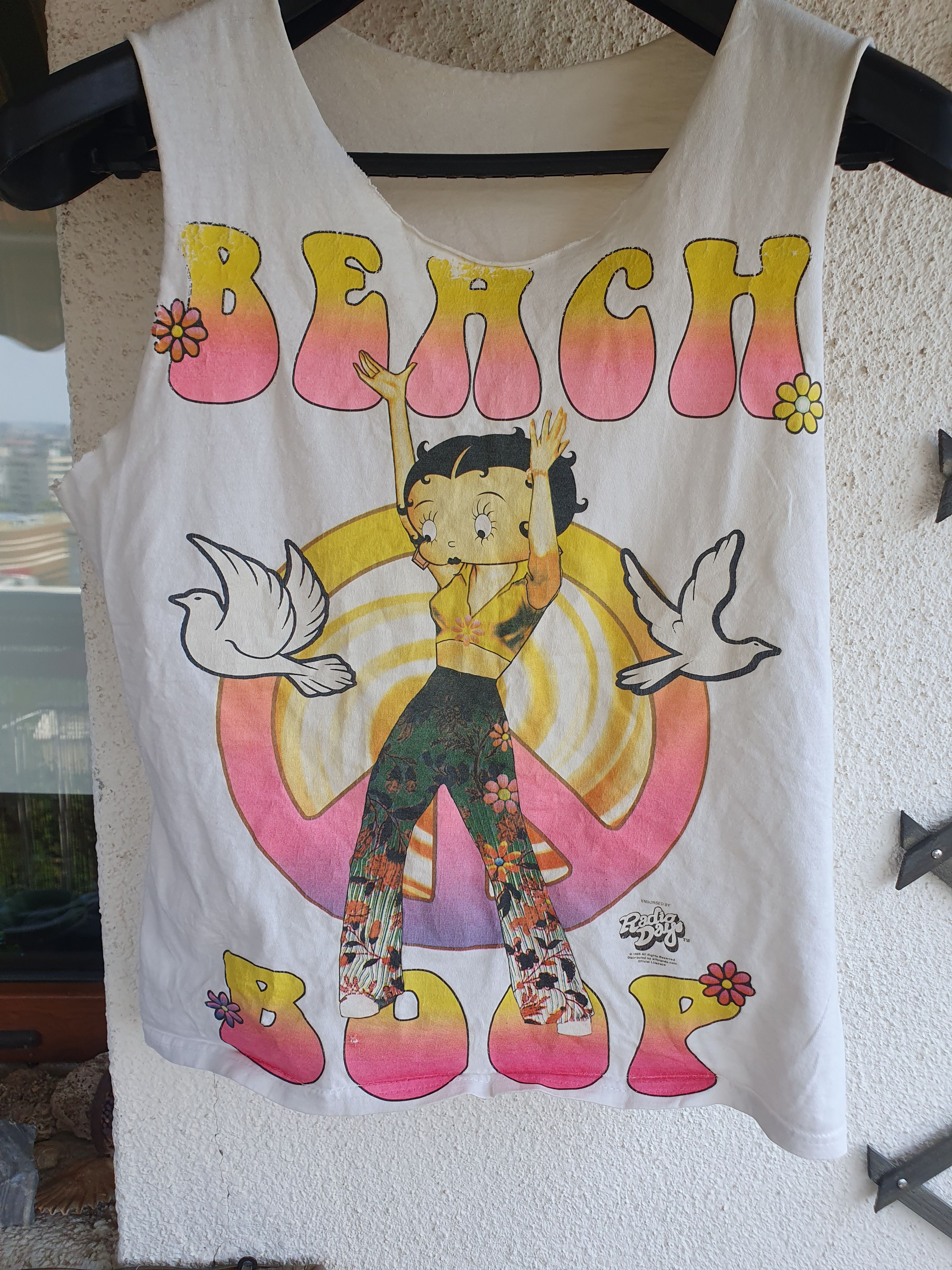 Swagger × Vintage Beach Boop Betty Boop Vintage 1985 t-shirt CHOPPED sz S/M? Size US S / EU 44-46 / 1 - 2 Thumbnail