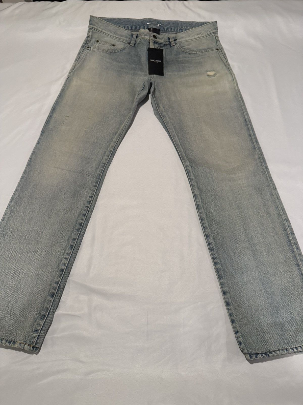 Saint Laurent Paris Saint Laurent men’s blue slim fit jeans. 33. $890 Size US 33 - 2 Thumbnail