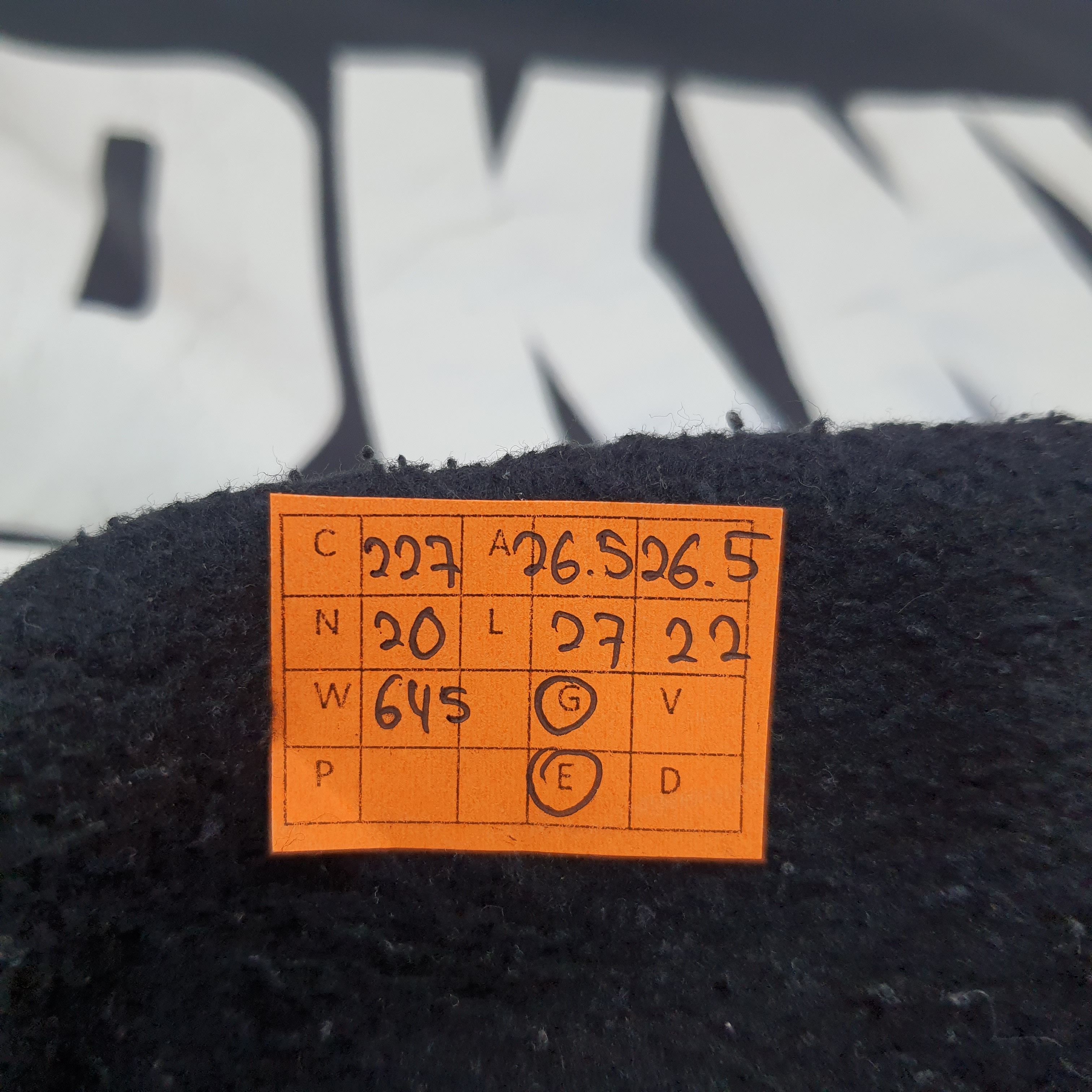DKNY Vintage DKNY Jeans New York Sweatshirt C227N20 Size US XL / EU 56 / 4 - 7 Thumbnail