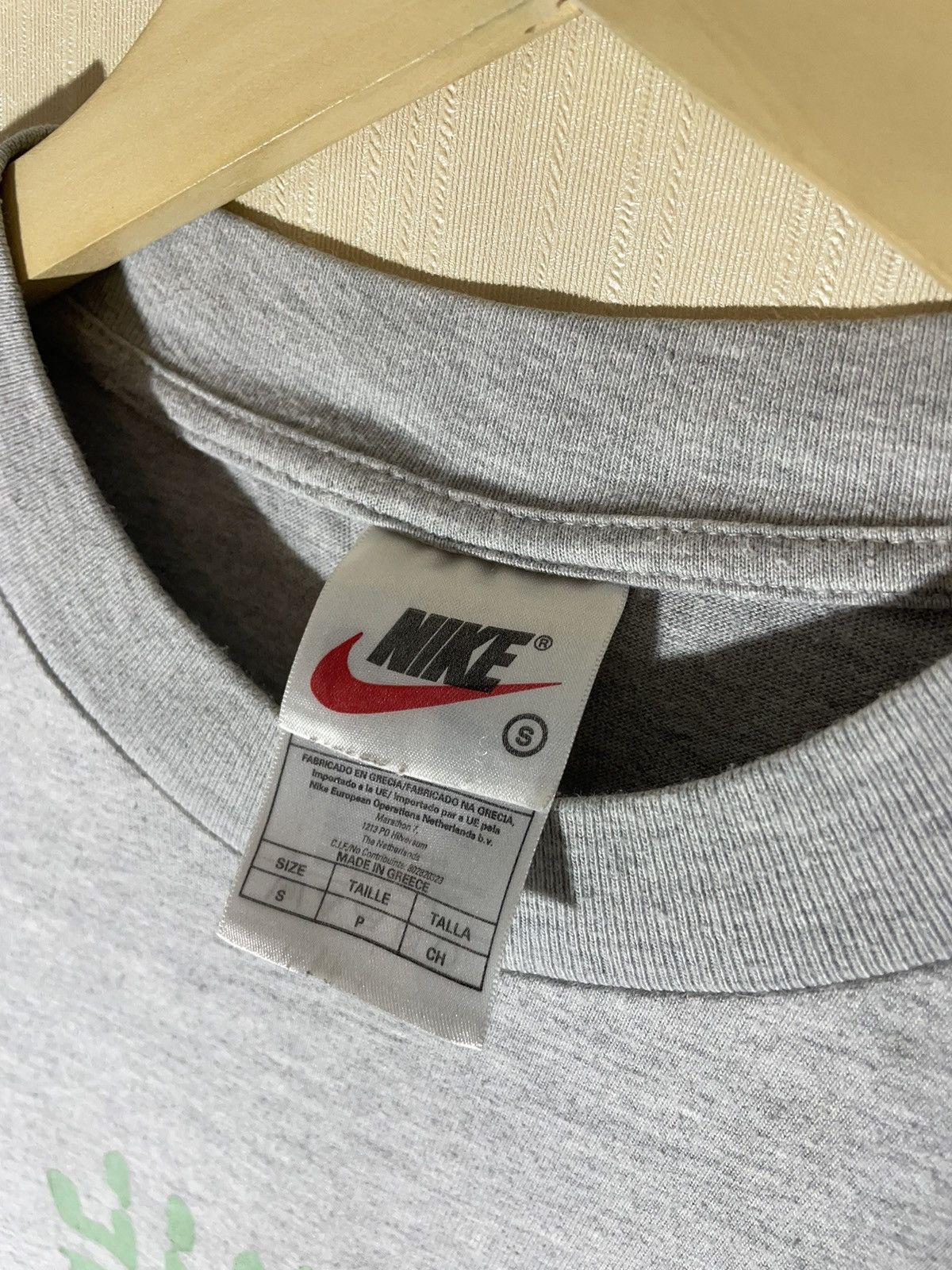 Nike × Vintage Nike vintage T shirt 90s Size US S / EU 44-46 / 1 - 6 Thumbnail
