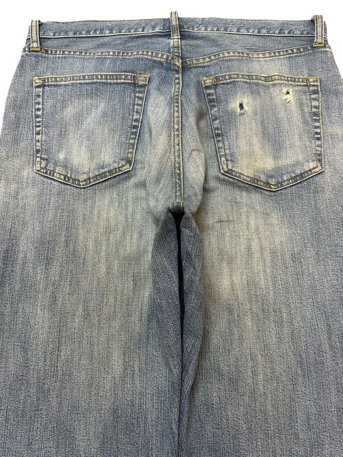 Japanese Brand Vintage Japanese Uniqlo Faded Wash Distressed Baggy Jeans Size US 33 - 5 Thumbnail