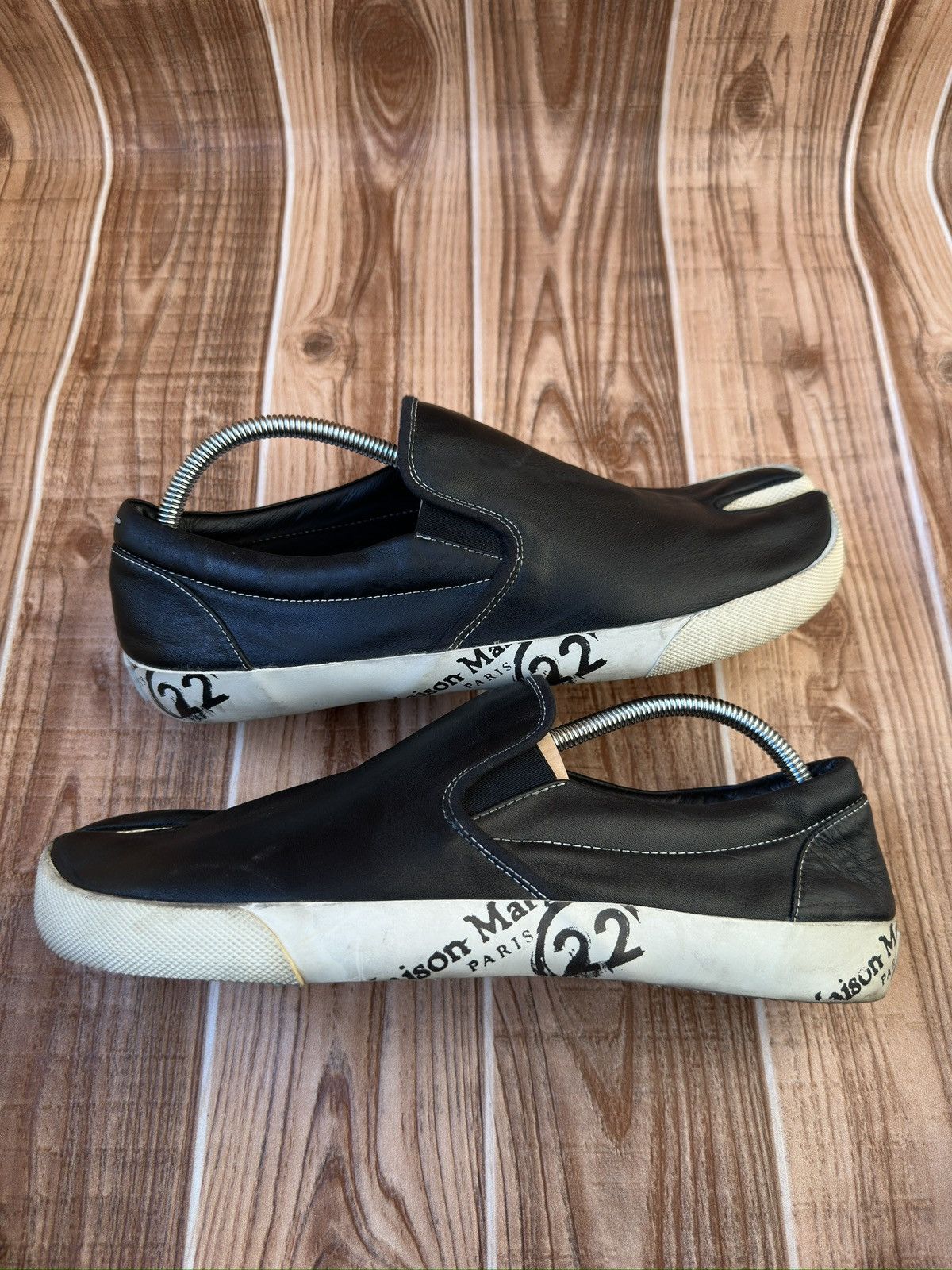 Maison Margiela Maison Margiela Leather Tabi Vans Low top Sneaks Size US 10 / EU 43 - 9 Thumbnail