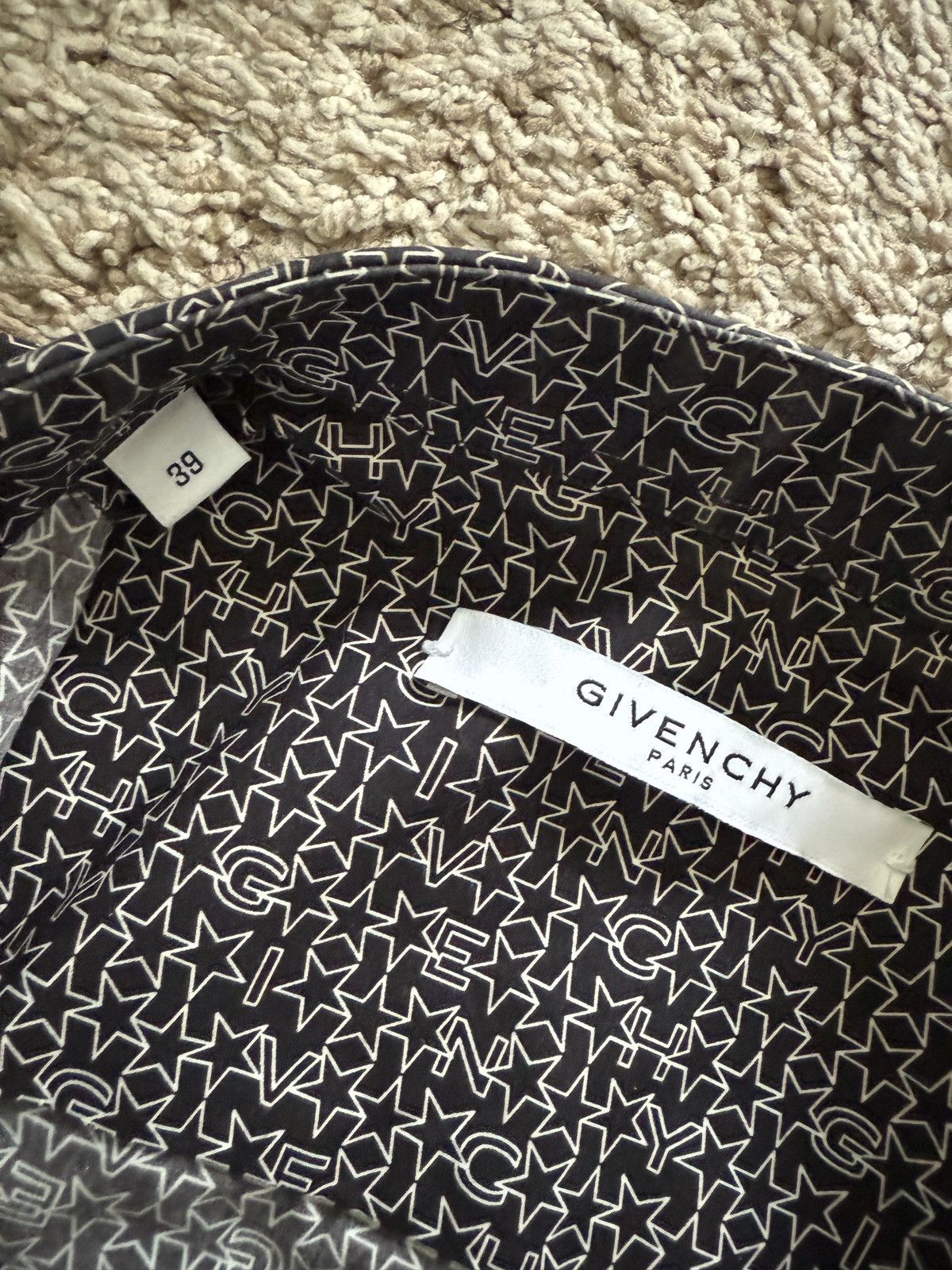 Givenchy Givenchy Star Logo Print Shirt Size US M / EU 48-50 / 2 - 5 Thumbnail