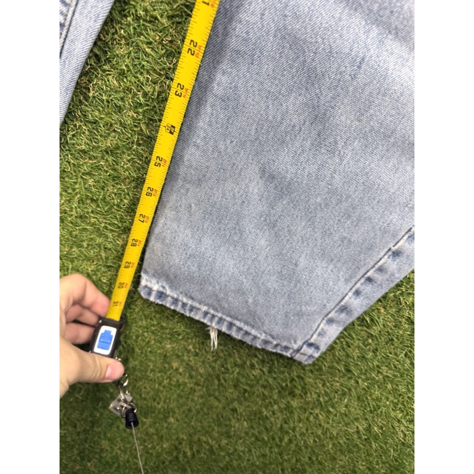 Levi's VINTAGE Levi's SilverTab Baggy Jeans Mens 30x32 Light Wash Denim 90s Relaxed Baggy Straight 5-Pocket Blue Cotton Jeans Mens Levi's Silvertab 90s Theme Size US 30 / EU 46 - 5 Thumbnail