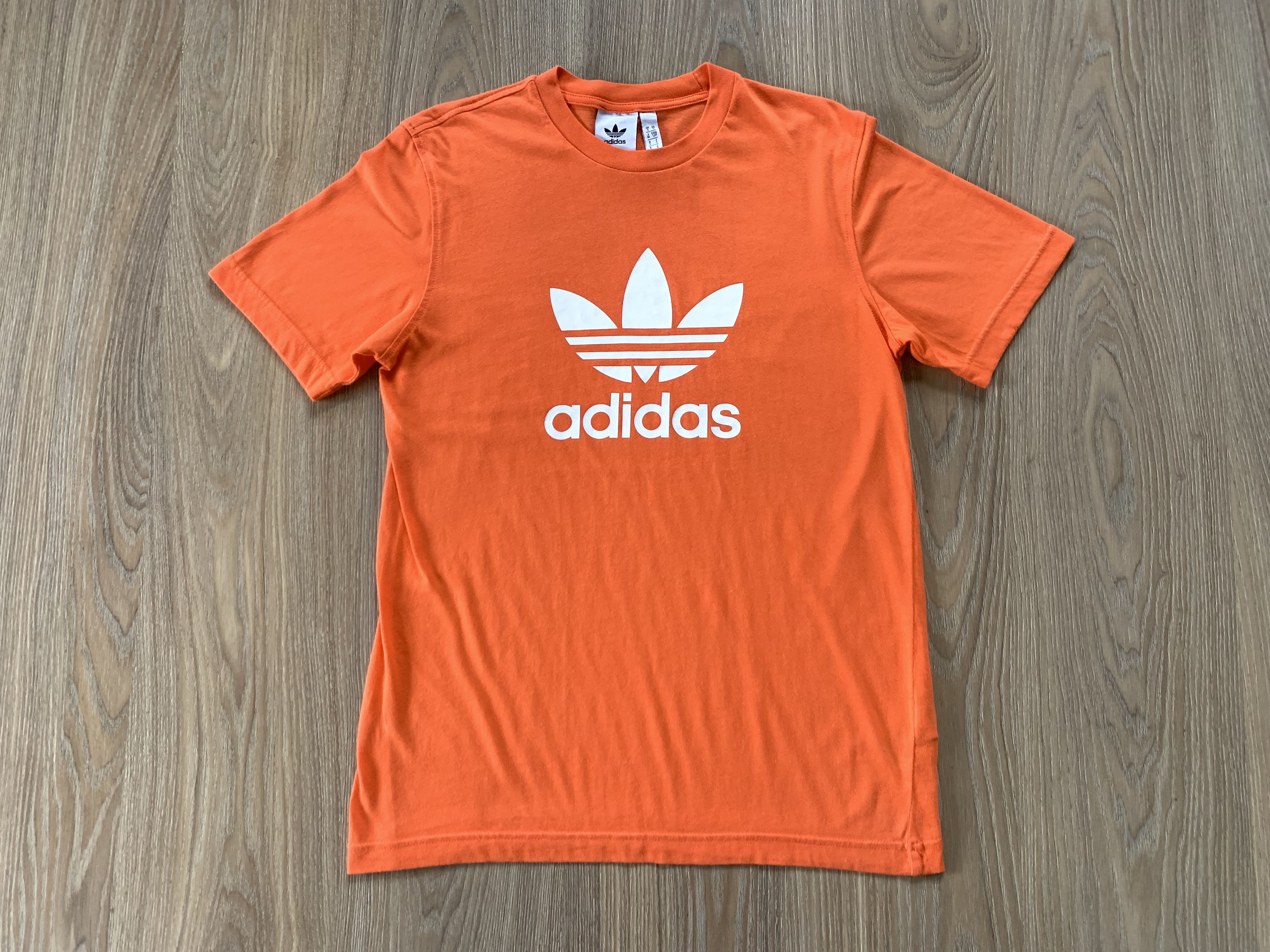 Adidas Adidas Womens Big Logo Light Orange T Shirt Size S / US 4 / IT 40 - 2 Thumbnail