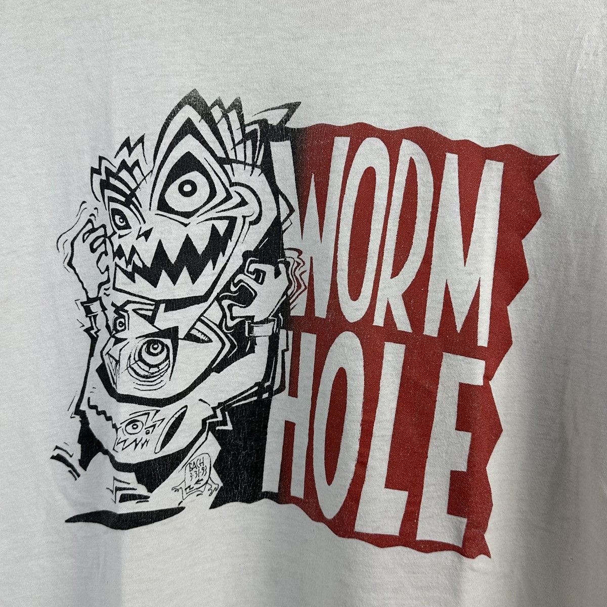 Band Tees Vintage Worm Hole T Shirt 1980s 1990s Fruit Of The Loom XXL Size US XXL / EU 58 / 5 - 1 Thumbnail