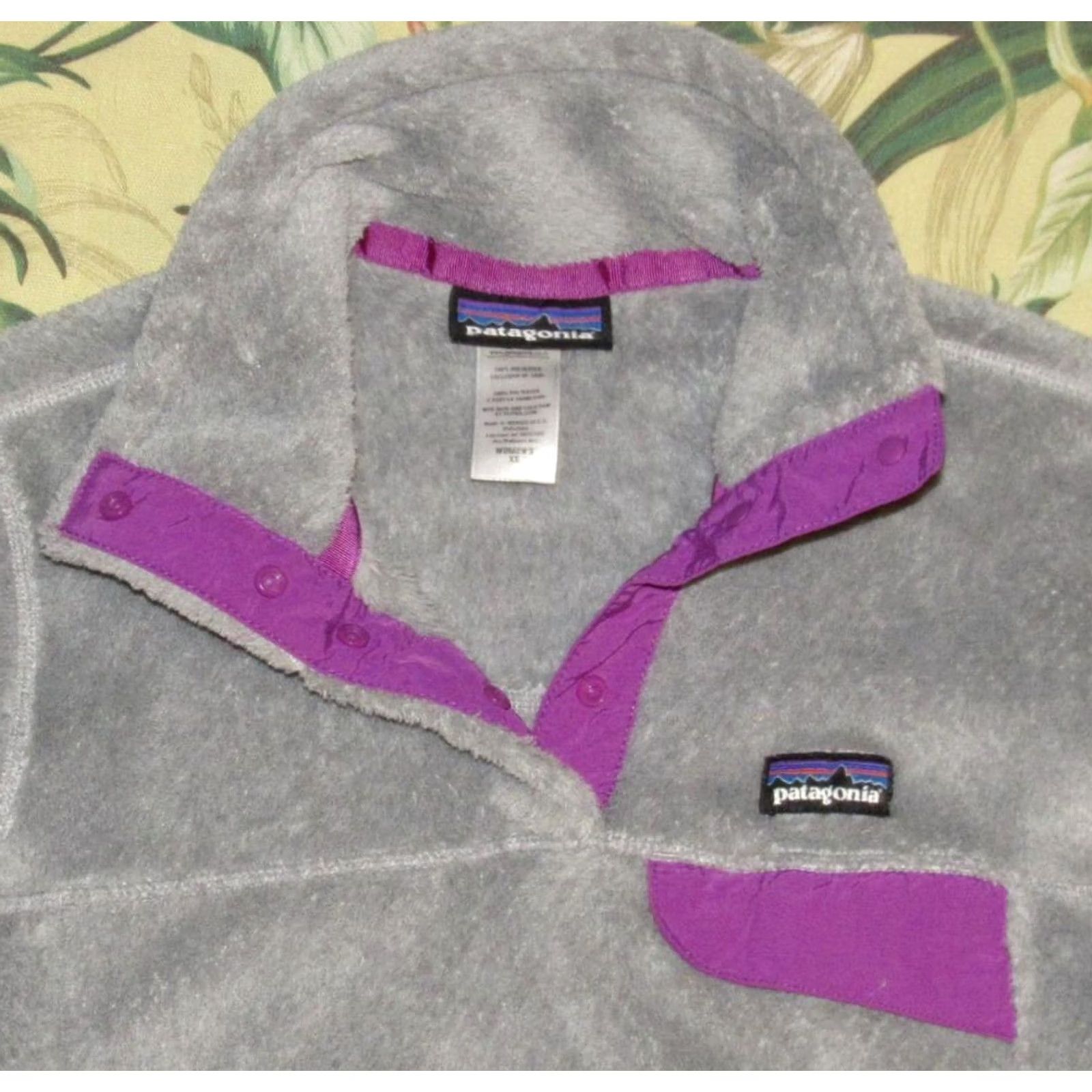 Patagonia PATAGONIA Grey Purple Snap T Re Tool Fleece Jacket XS Women's XS Gray Purple Fleece Jacket Size XS / US 0-2 / IT 36-38 - 2 Thumbnail
