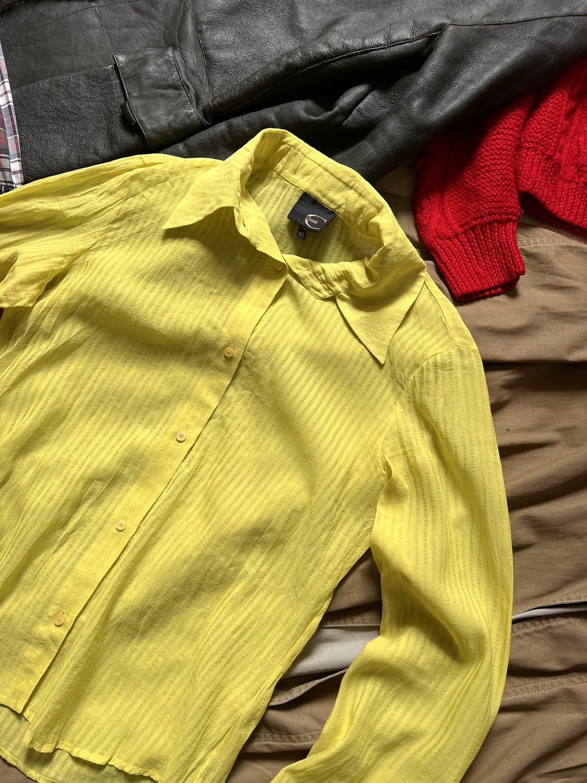 Just Cavalli Vintage Just Cavalli Yellow Light Button Up Avantgarde Shirt Size S / US 4 / IT 40 - 8 Thumbnail