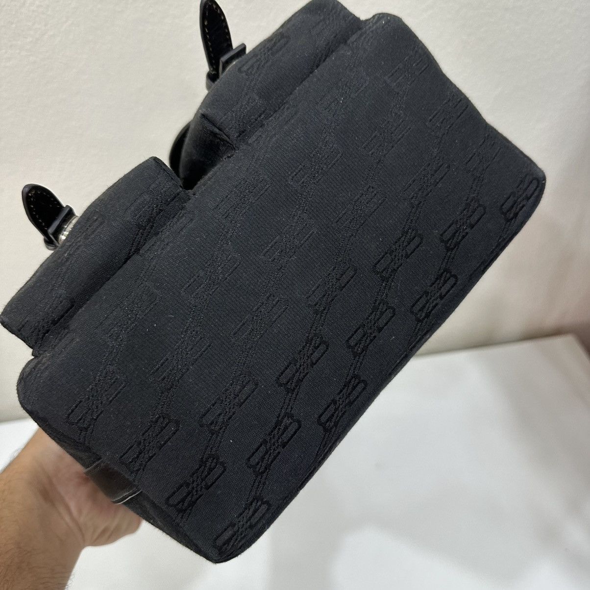 Balenciaga ‼️LD‼️ BALENCIAGA PARIS BB MONOGRAM DRAWSTRING SHOULDER BAG Size ONE SIZE - 7 Thumbnail