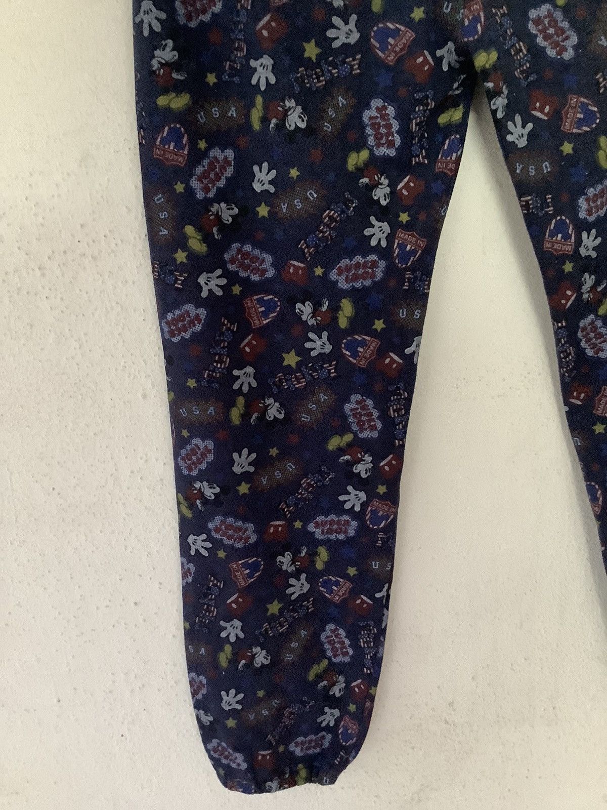 Disney × Vintage Vintage Disney Joggers Size 28" / US 6 / IT 42 - 7 Thumbnail